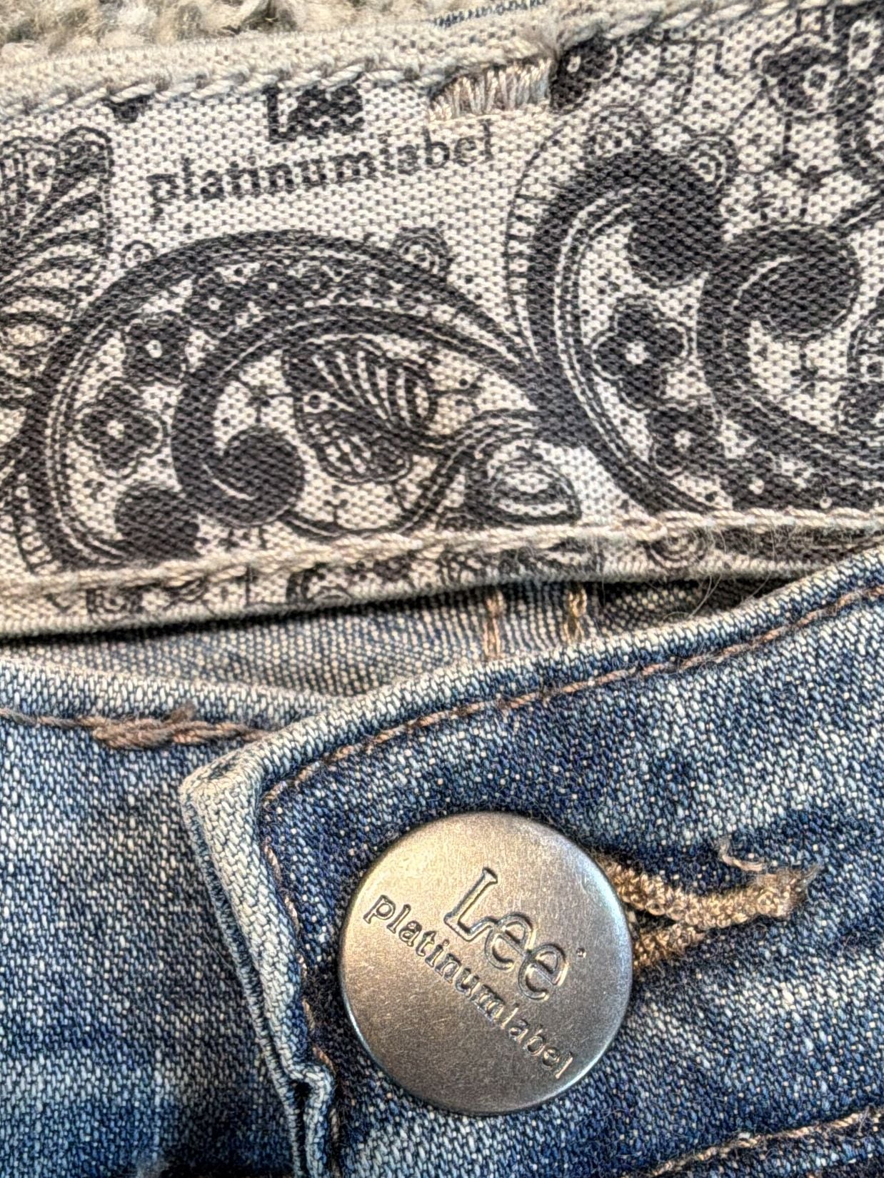 Lee Platinum classic comfort women’s 8P jeans Blue Denim Straight Leg 6