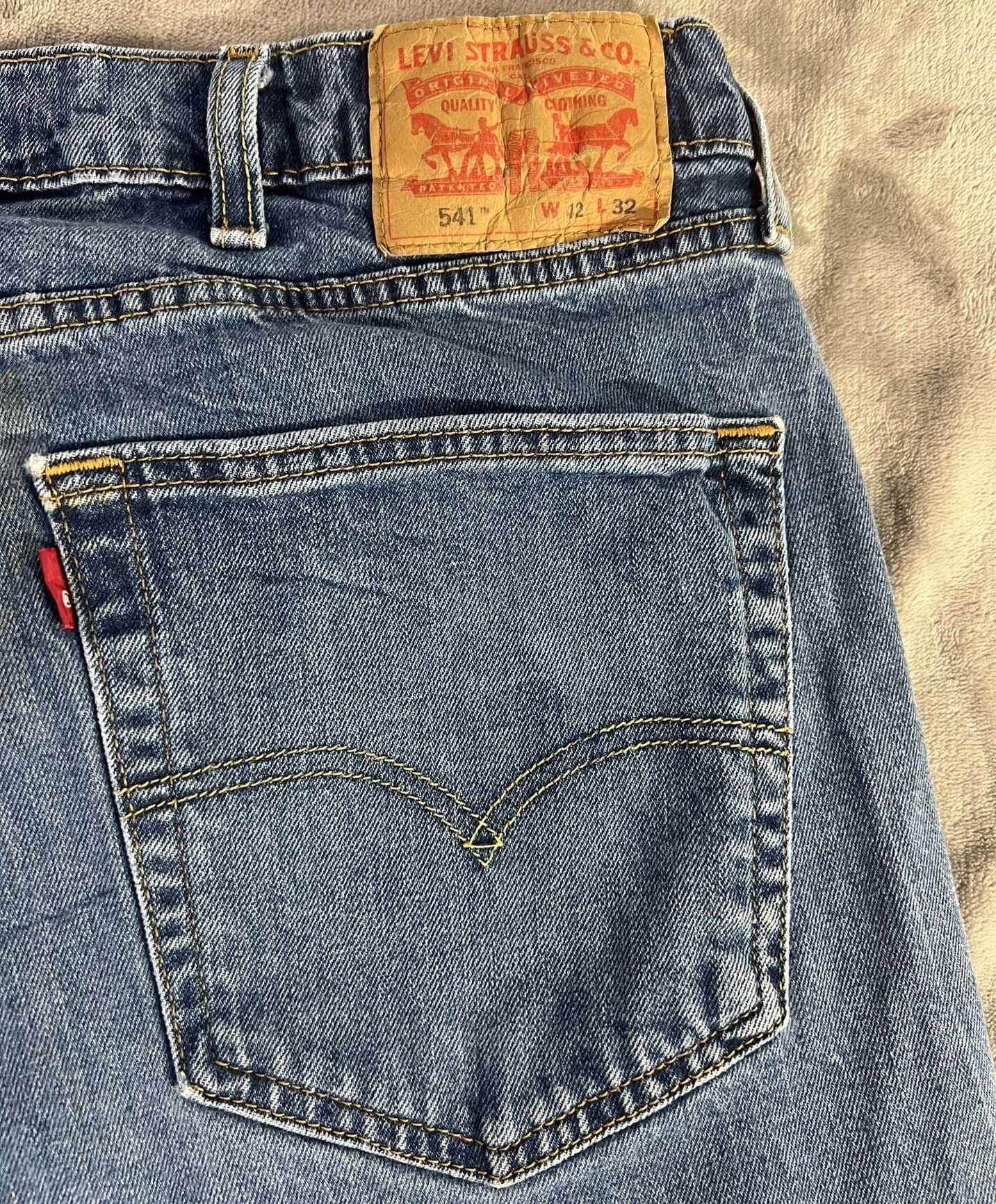 Levi's 541 Athletic Fit Jeans Size 42x32 Blue Denim 5