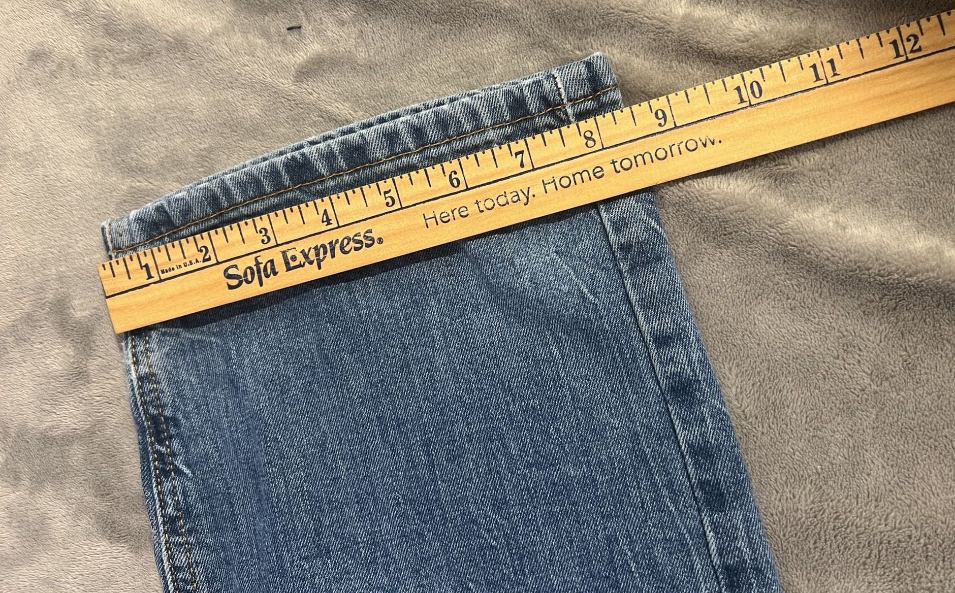 Levi's 541 Athletic Fit Jeans Size 42x32 Blue Denim 12