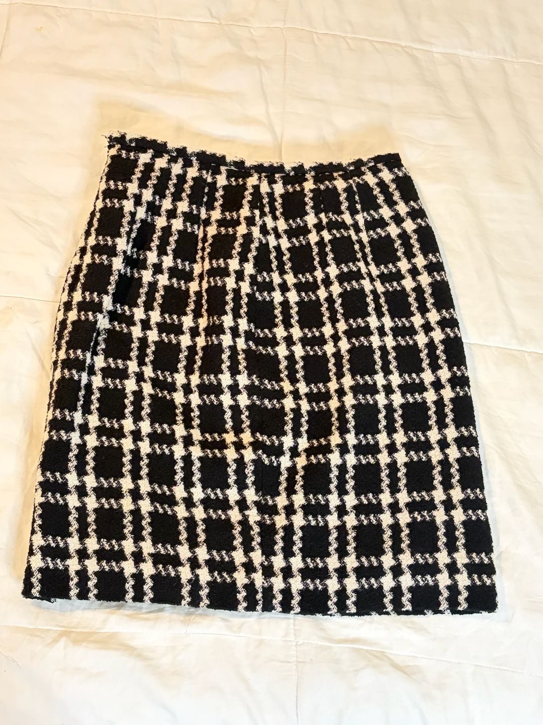 Vintage Amanda Smith Wool Blend Plaid Pencil Skirt Size 6 Black Cream Tweed 7