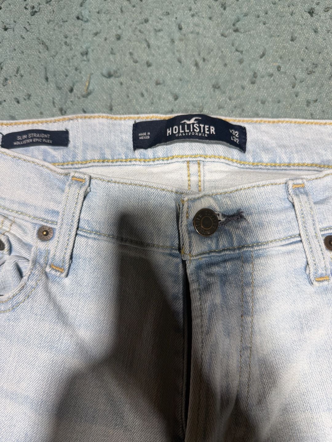 Hollister Slim Straight Jeans W32 L32 Light Wash Distressed Epic Flex 3