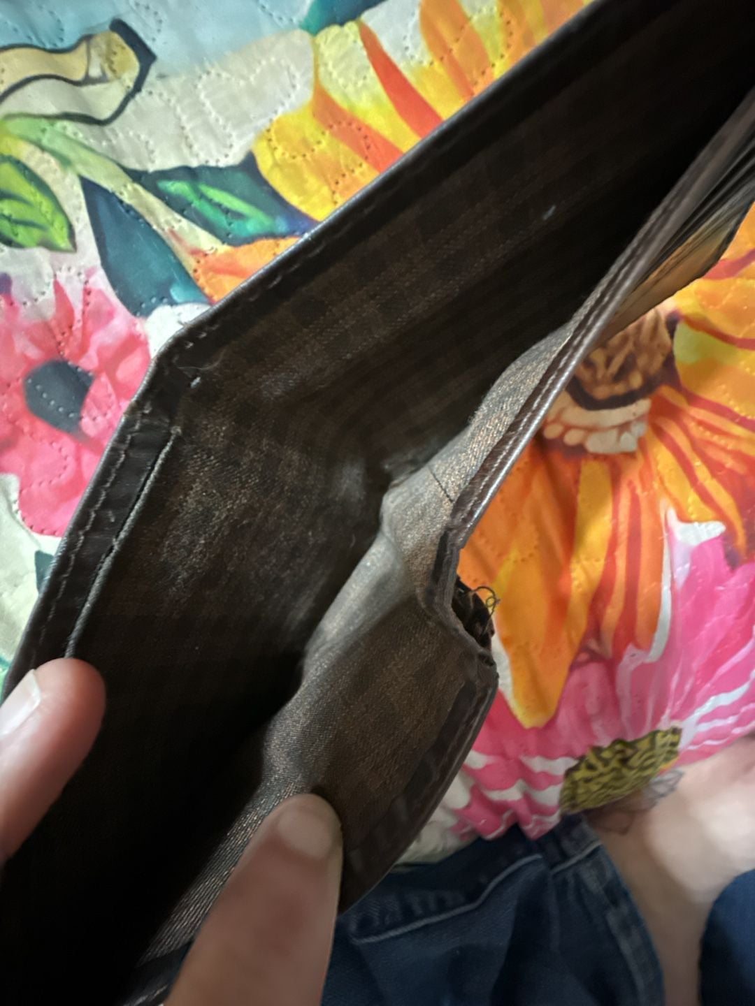 Fossil Brown Leather Bifold Wallet 7