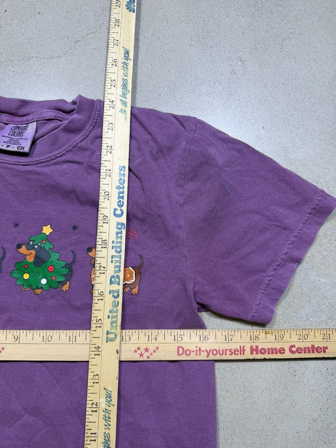 Comfort Colors Christmas Dachshund Shirt Size S Purple 5
