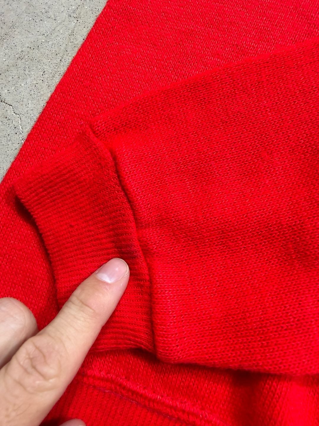 Vintage Creslan And Rayon V-Neck Sweater Size XL Red North 8