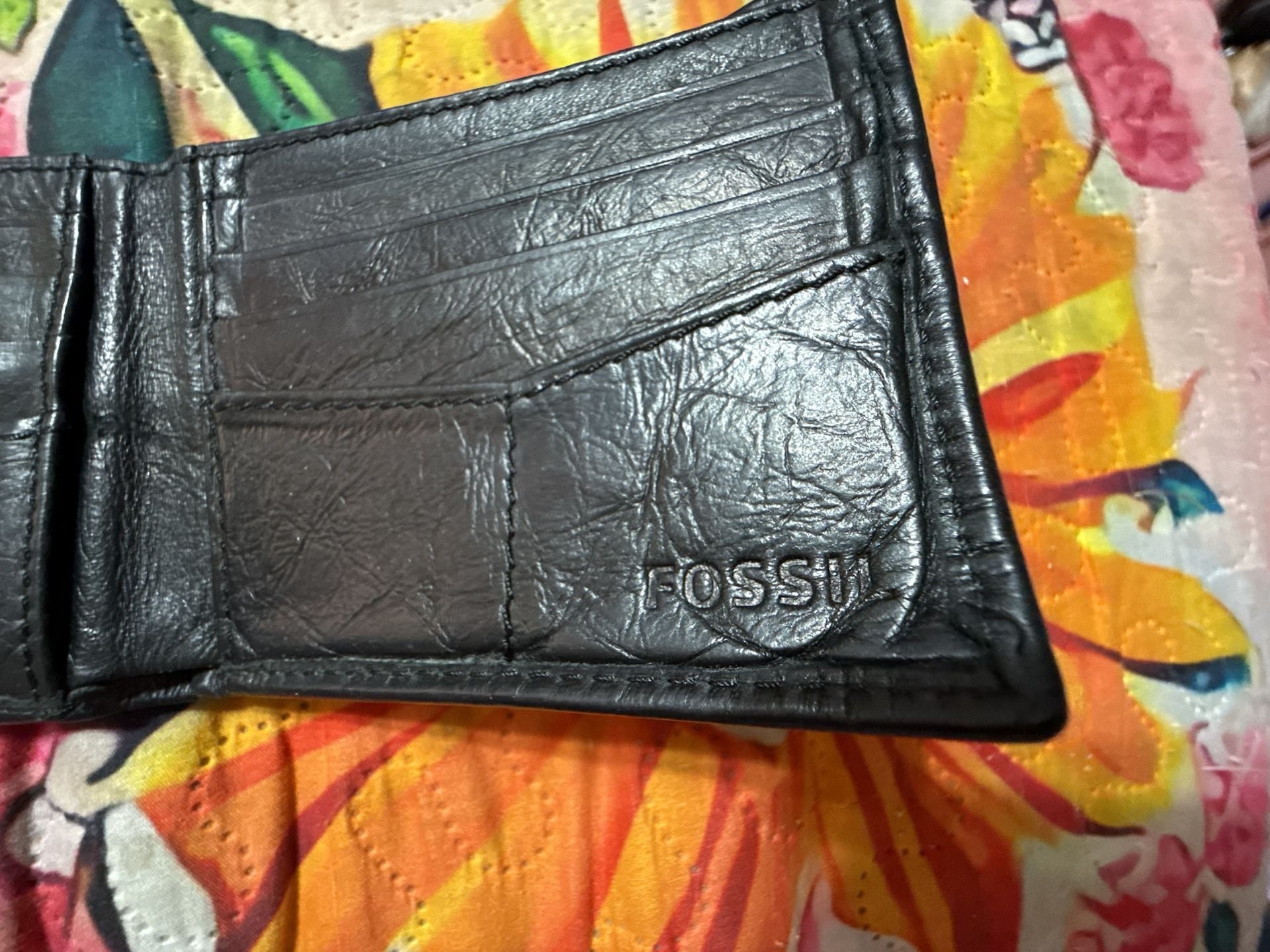 Fossil Men's Black Leather Bifold Wallet Card Holder 6
