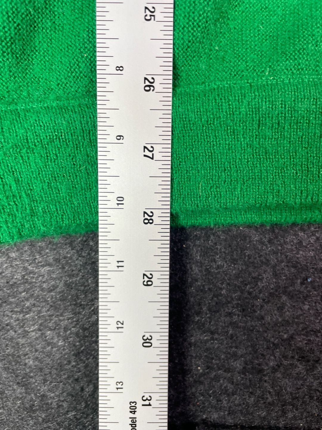 Izod Lacoste V-Neck Sweater Size L Green Vintage Acrylic Pullover 4