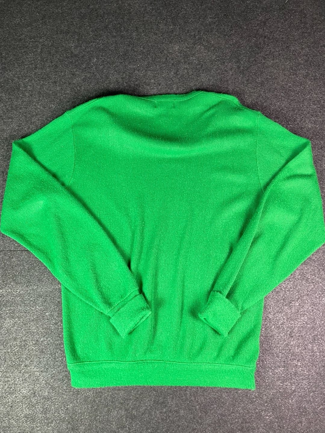 Izod Lacoste V-Neck Sweater Size L Green Vintage Acrylic Pullover 9
