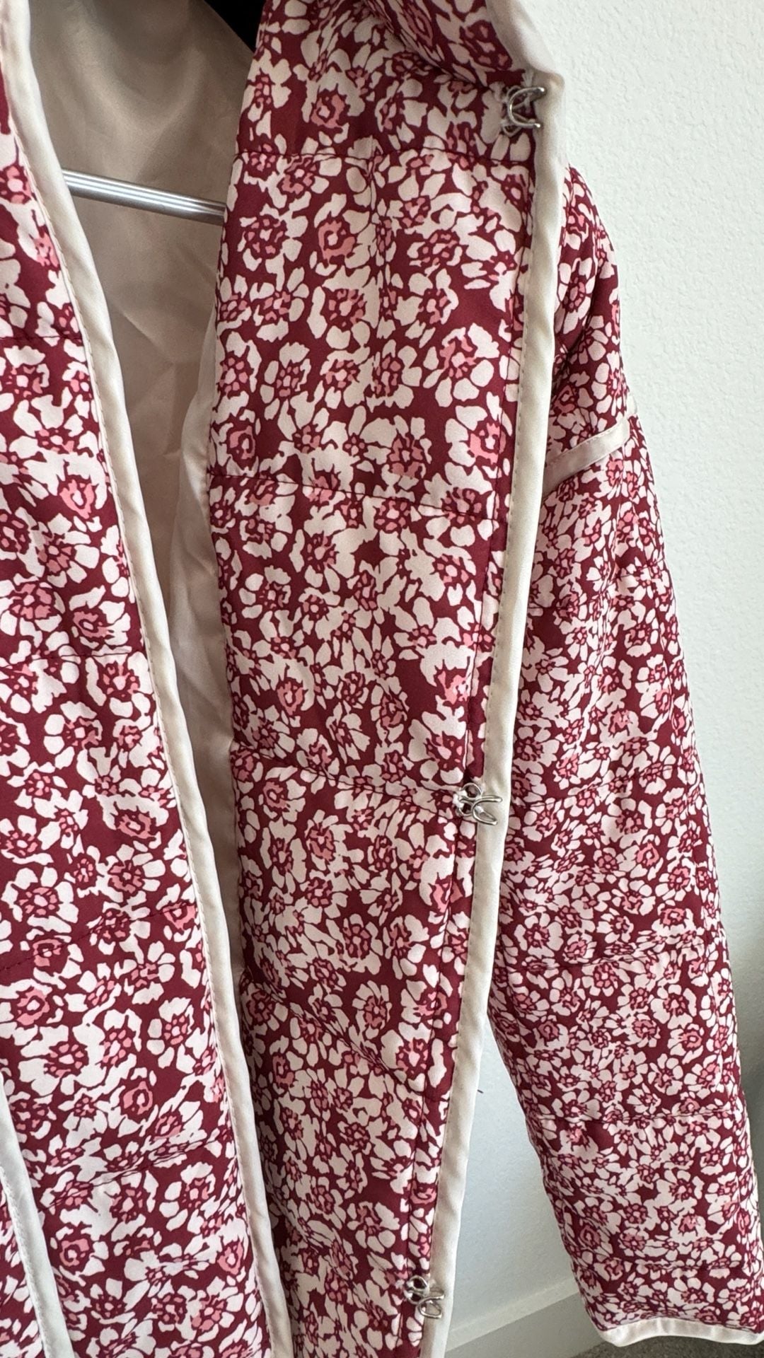 Tankaneo Floral Quilted Jacket Size M Red White Puffer Coat Pockets 5