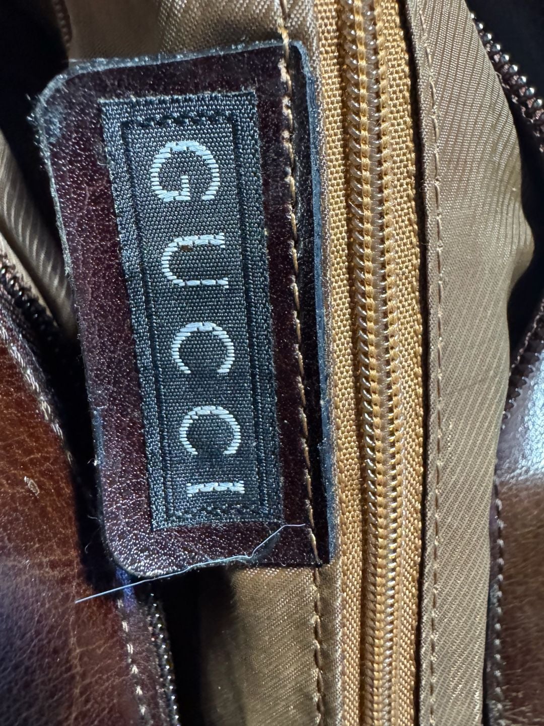 Gucci Leather Shoulder Bag Brown 10