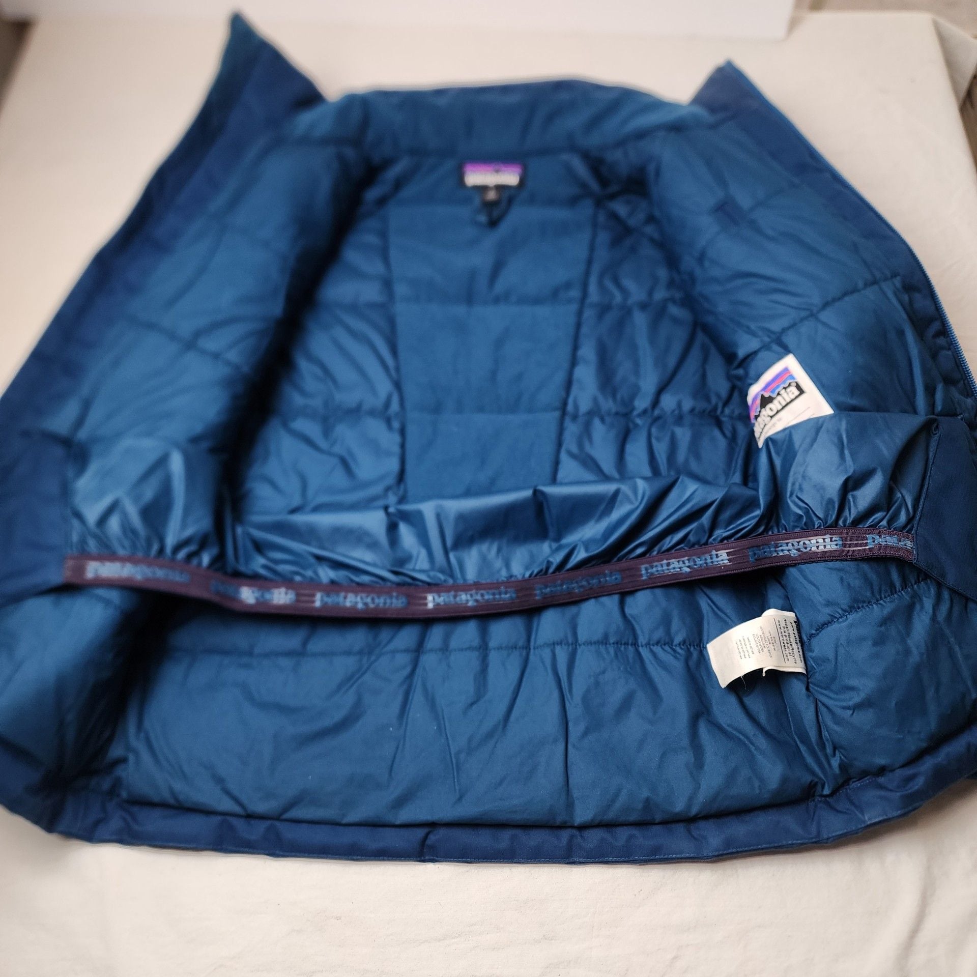 Youth Patagonia Snowshot Ski Jacket (Size 7-8 / Small) - SARS 2022 Alpine Team 9