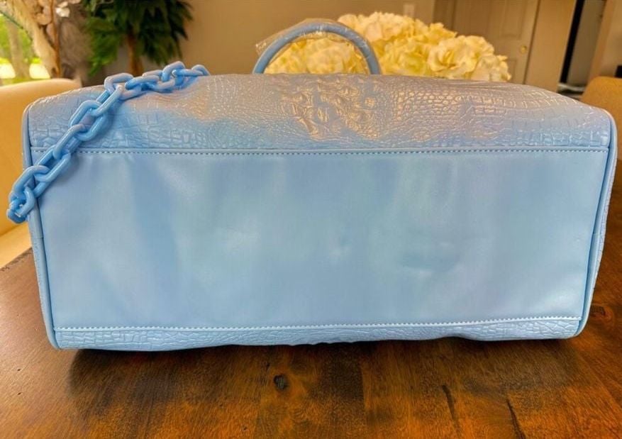 New Privata Celeste Croco Holdall Croc-Embossed
Weekender Duffle Bag 7