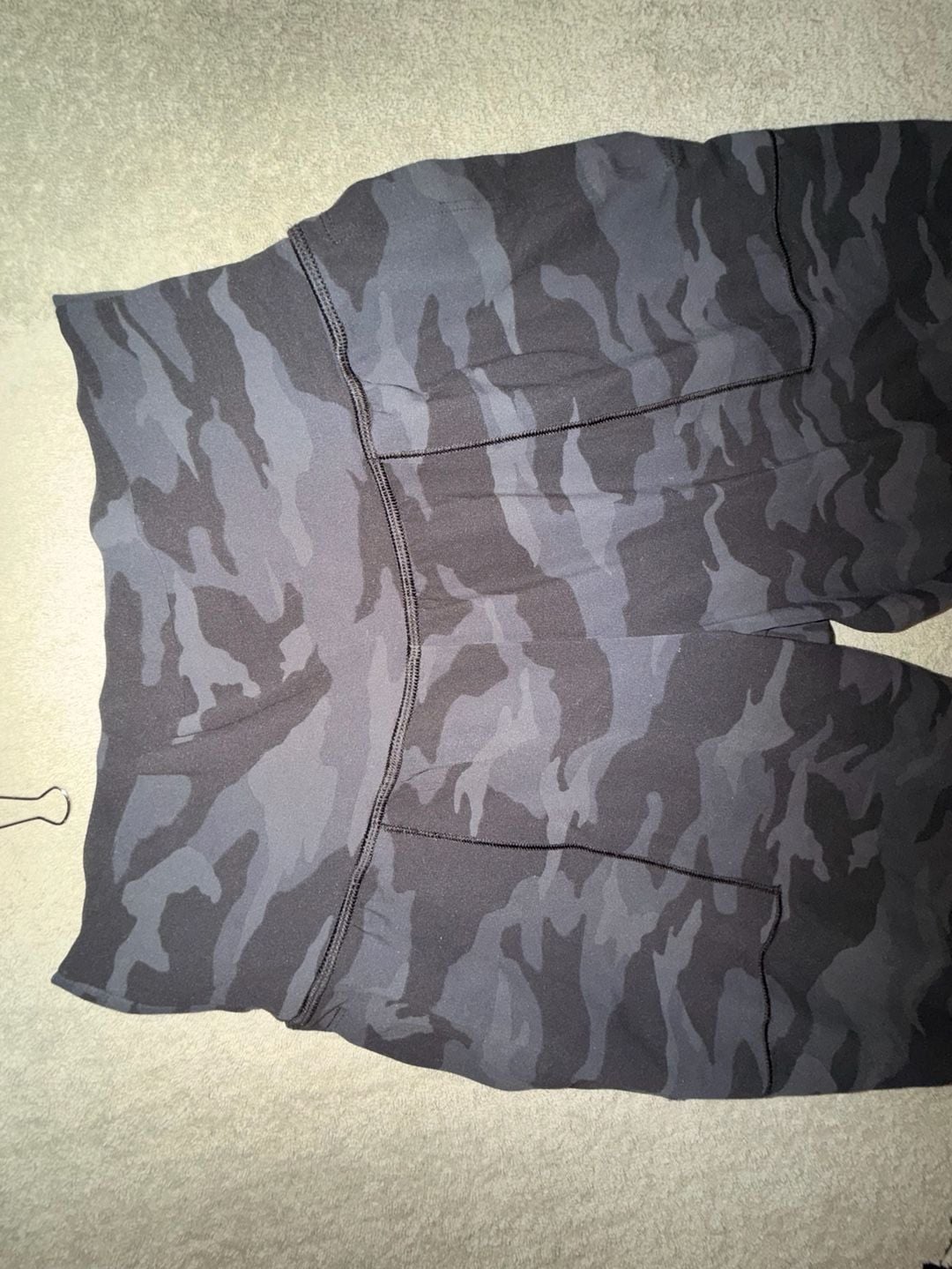 Athleta Salutation Jogger Gray Camo Joggers Small 3