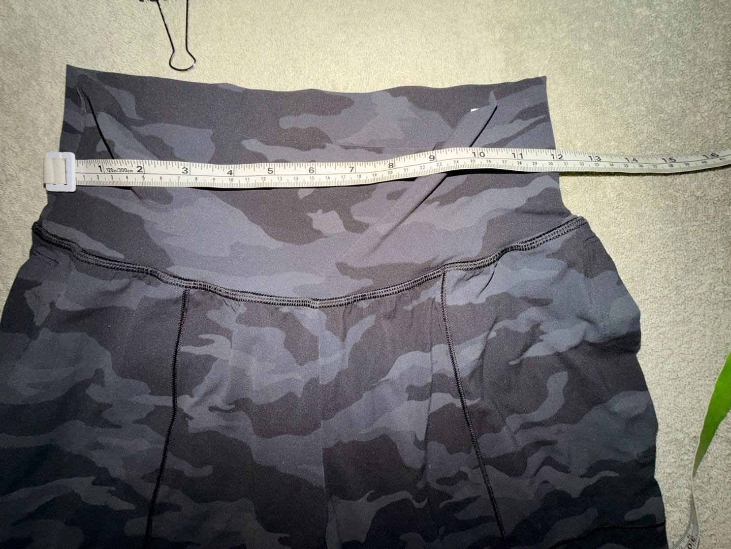 Athleta Salutation Jogger Gray Camo Joggers Small 6