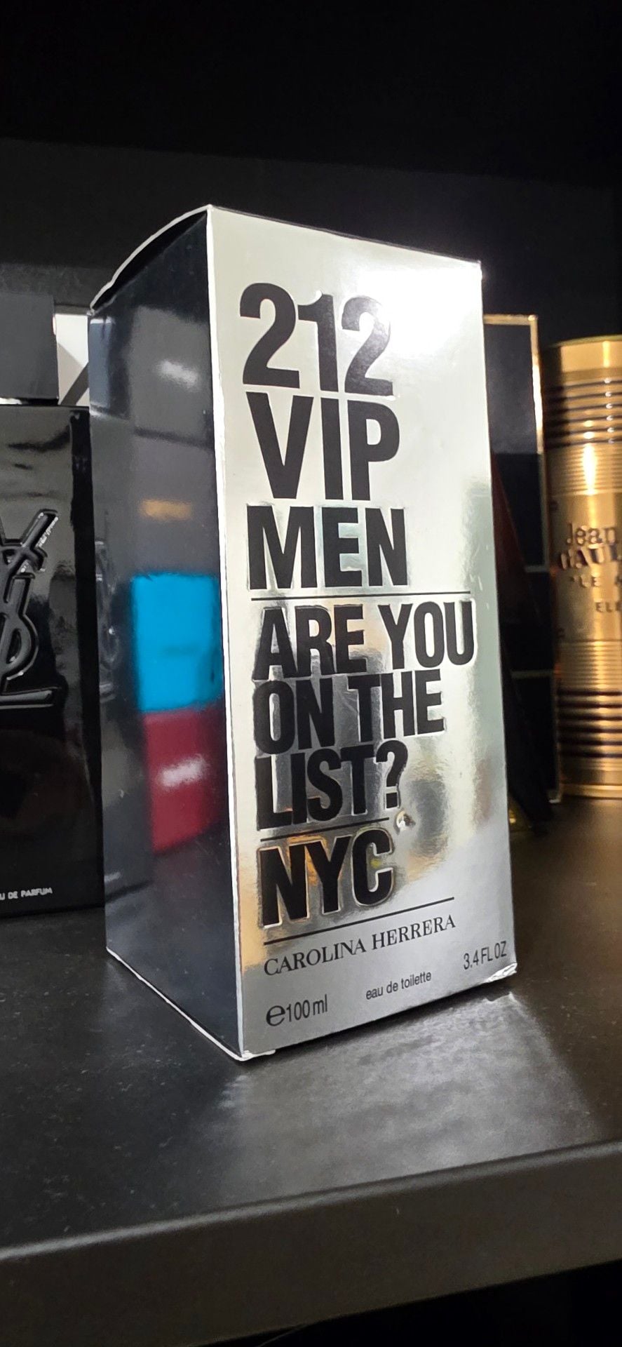 Carolina Herrera 212 VIP Men Eau de Toilette 100ml / 3.4 FL OZ 1