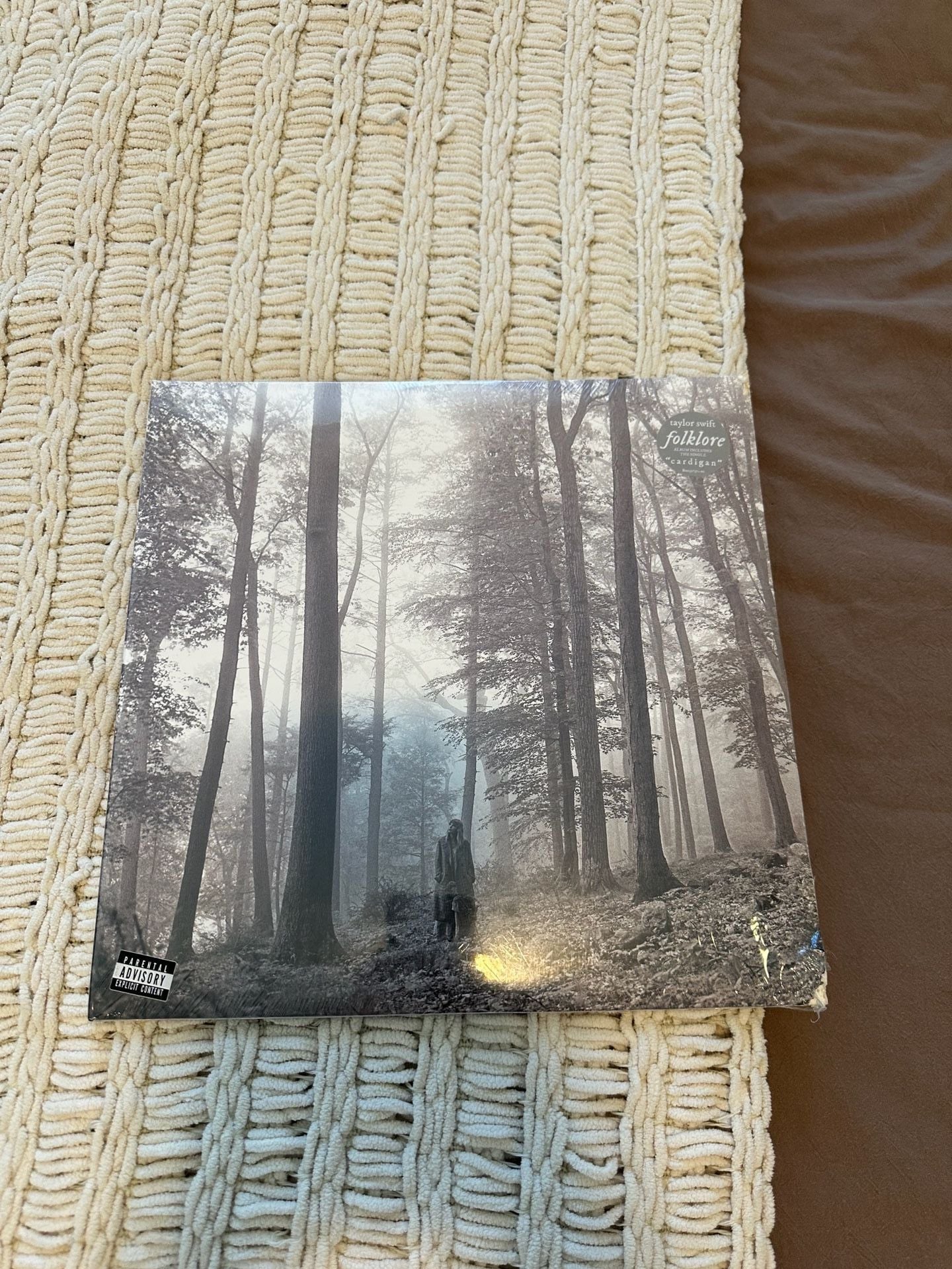 Sealed Taylor Swift Folklore Vinyl LP Record Album (Minor Corner Wear) 1