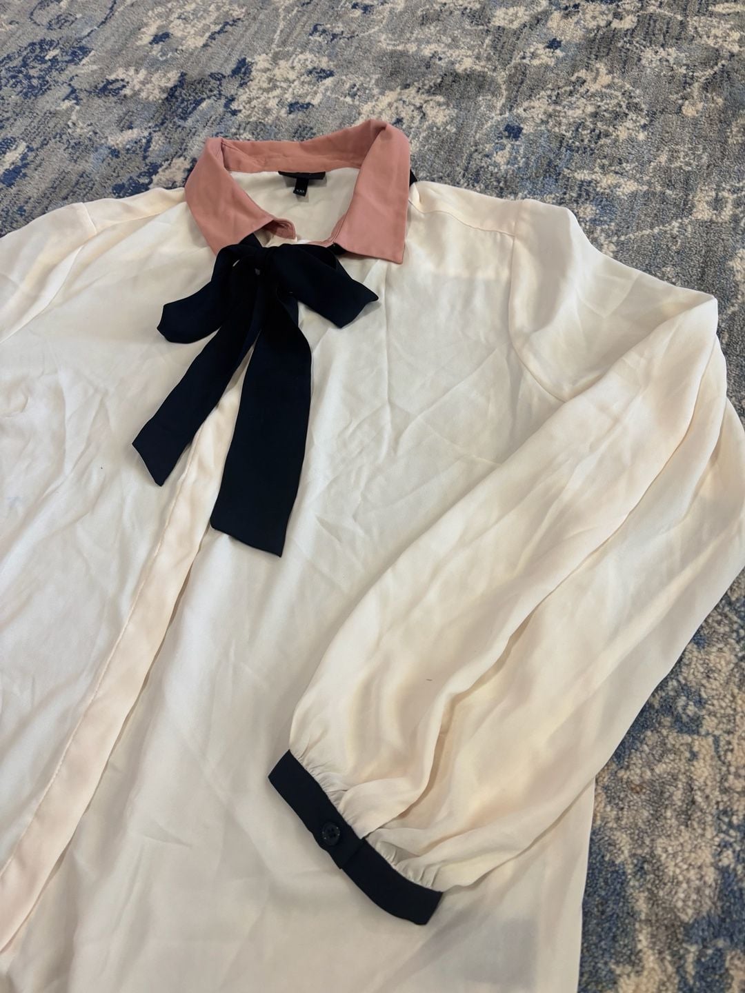 Who What Wear Tie Neck Blouse Size XXL Ivory Pink Black 3
