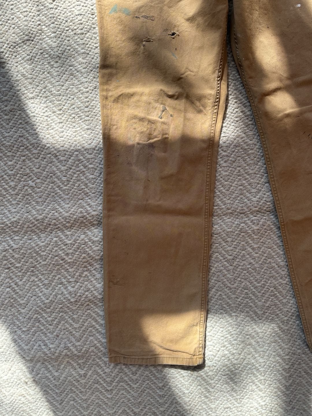 Carhartt Relaxed Fit Work Pants Size 33x34 Brown Paint Splatter Distress 5