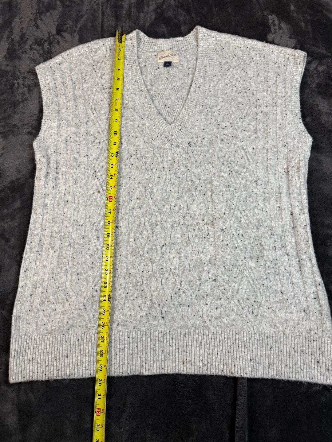 Women’s Universal Thread Sweater Vest Size L Gray Cable Knit V-Neck Marled#172 2