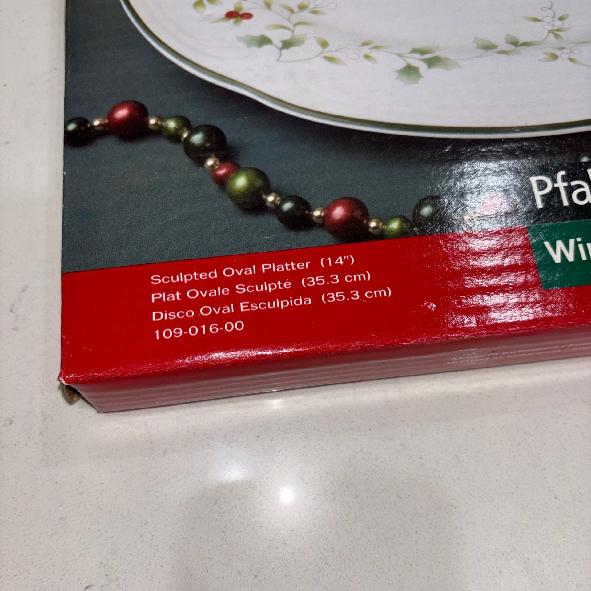 Pfaltzgraff Winterberry Oval Platter Serving Dish Christmas Holly 14” 9