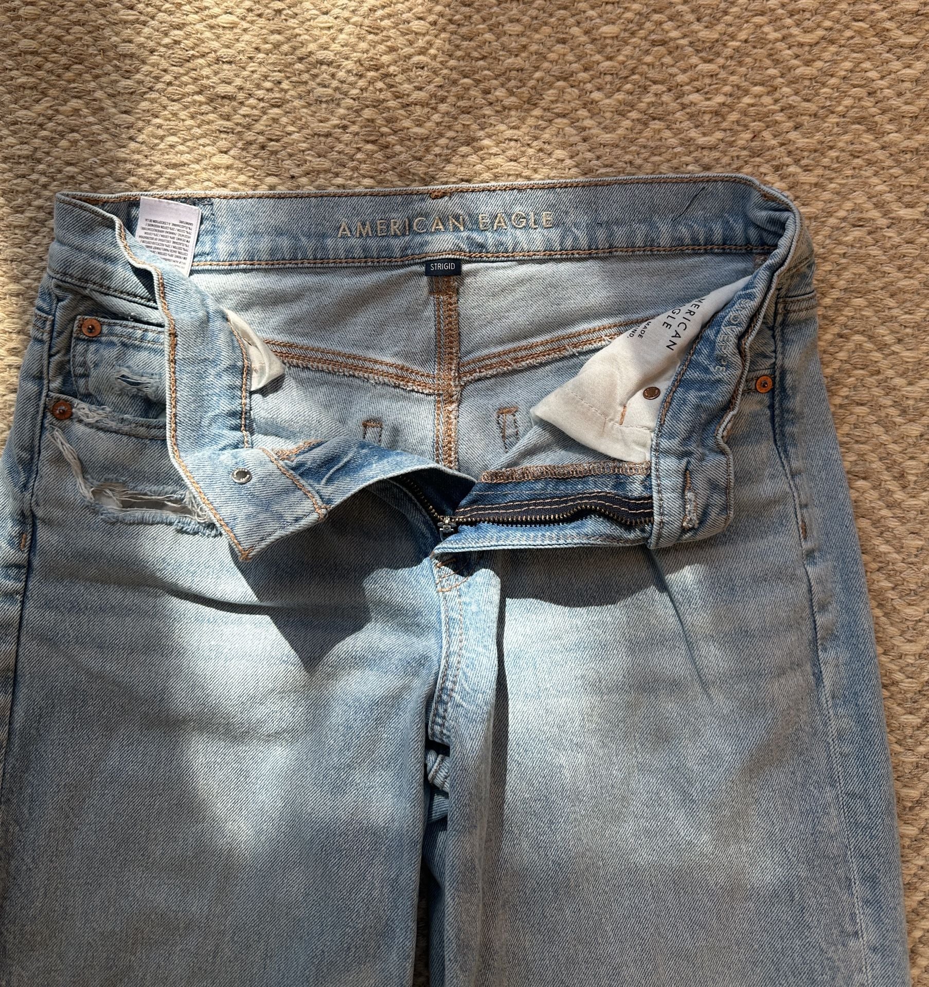 American Eagle Strigid Jeans Size 4 Long Ripped Light Wash Wide Leg 5