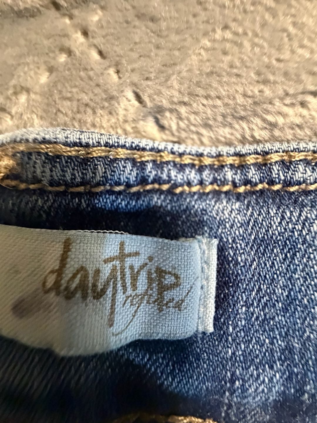 Daytrip Virgo Ankle Skinny Jeans Size 26 Distressed Light Wash 6