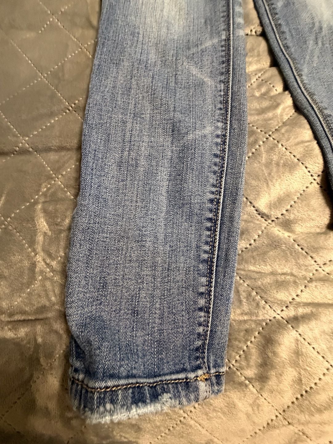 Daytrip Virgo Ankle Skinny Jeans Size 26 Distressed Light Wash 3