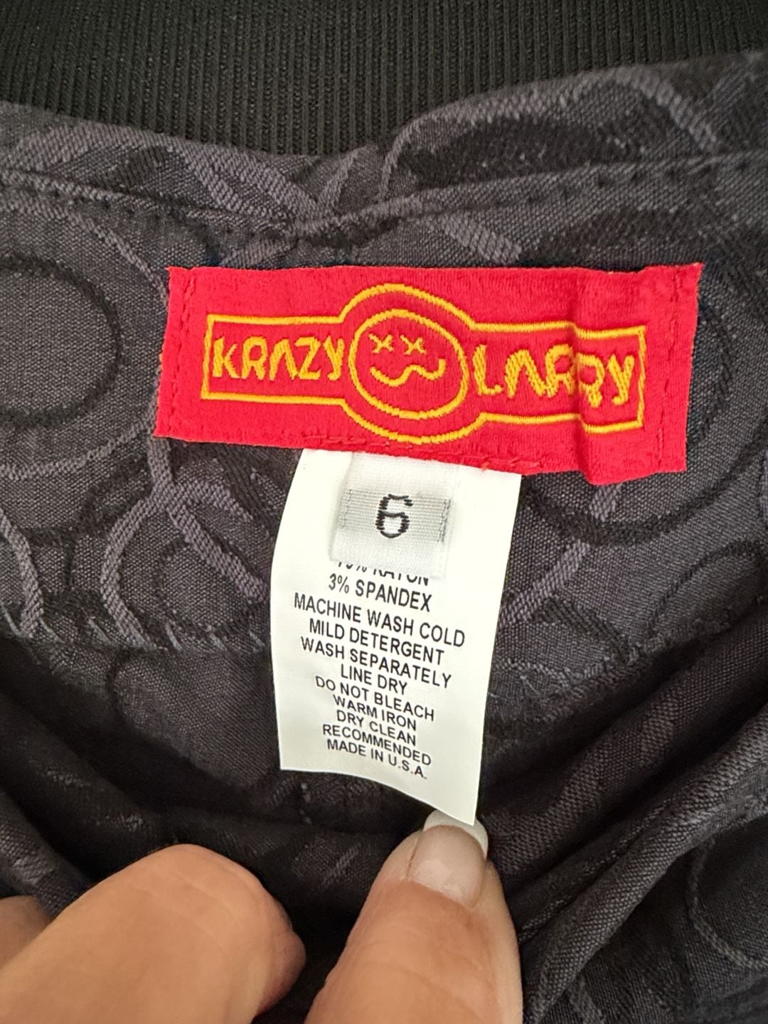 902 Krazy Larry Pull On Pants Size 6 Black Geometric 3