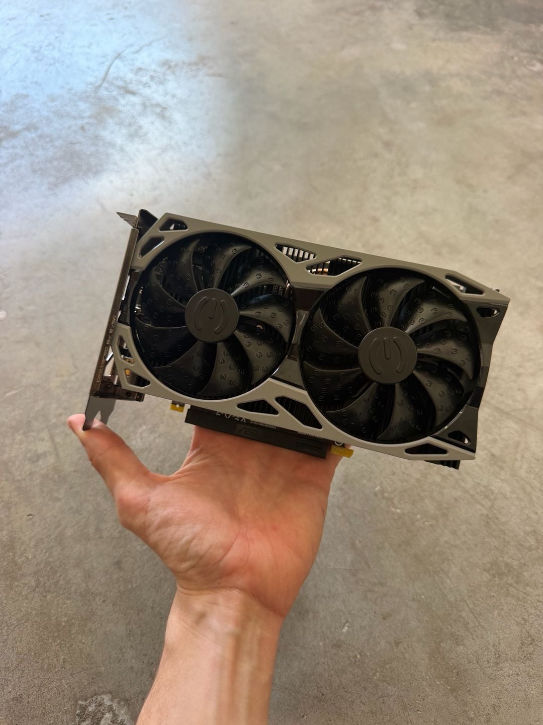 EVGA GeForce GTX 1650 04G-P4-1057-KR Graphics Card 2