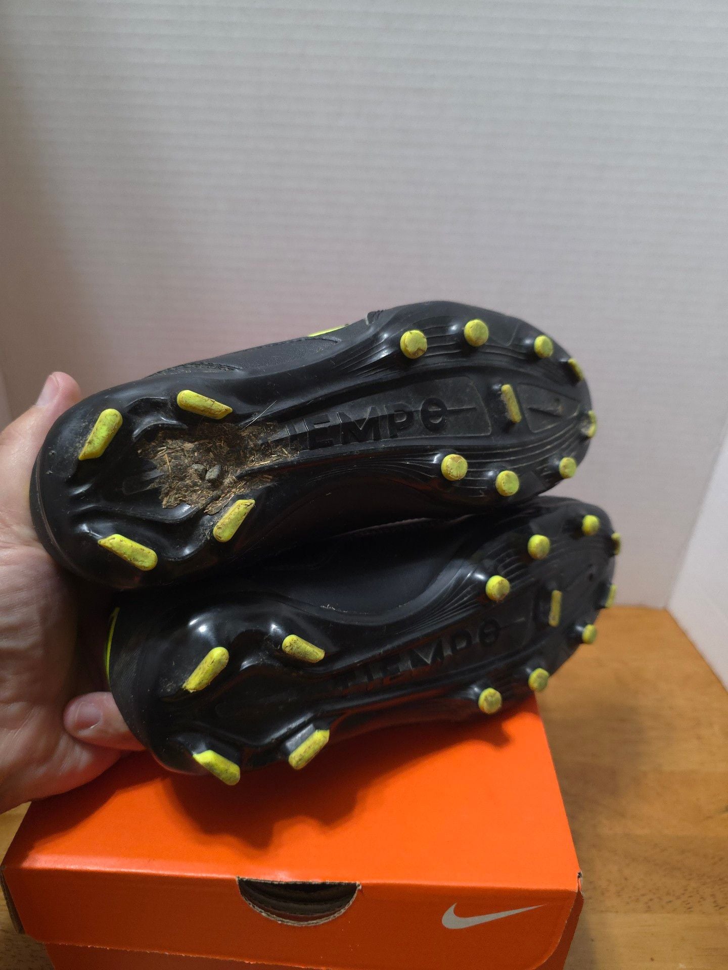 Nike Tiempo Legend 9 Club Soccer Cleats Black Yellow 6
