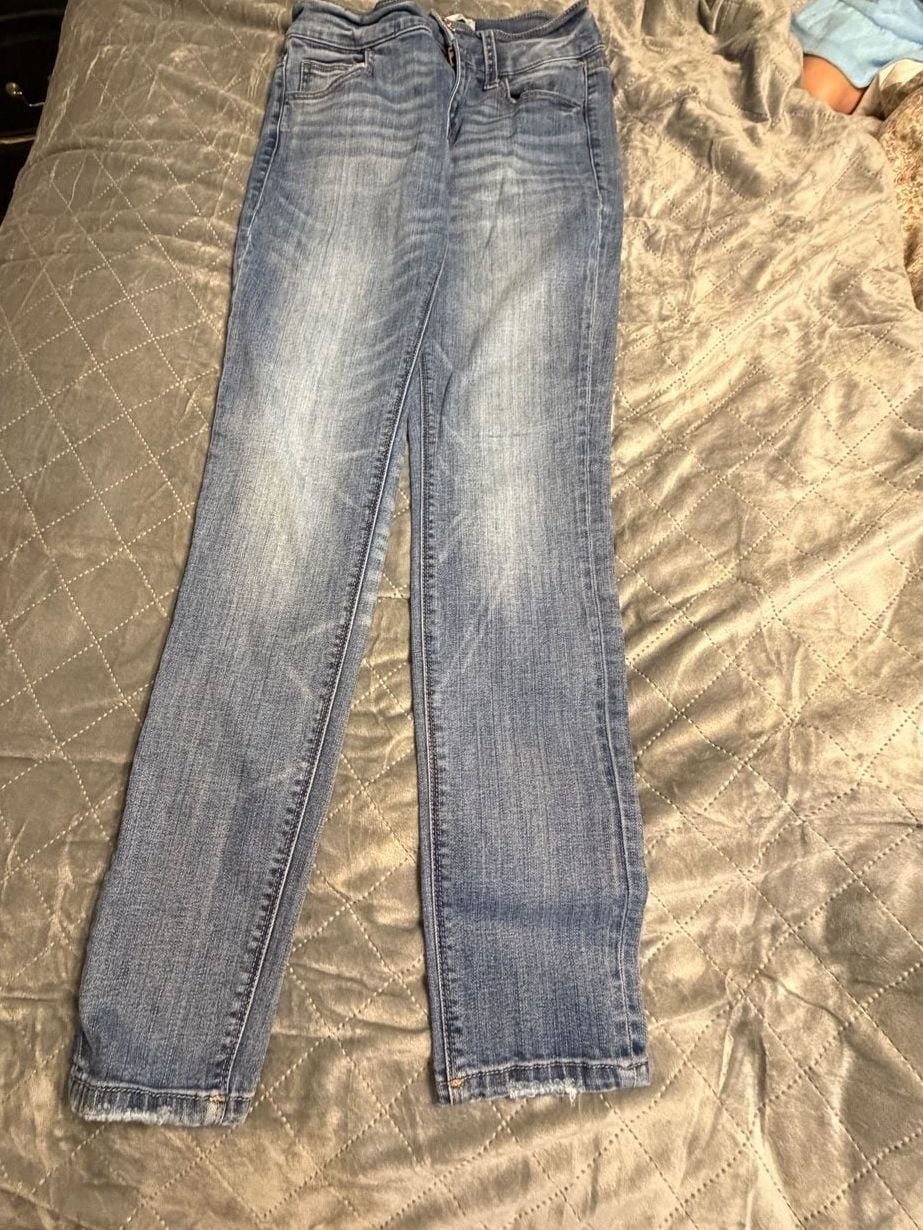 Daytrip Virgo Ankle Skinny Jeans Size 26 Distressed Light Wash 2