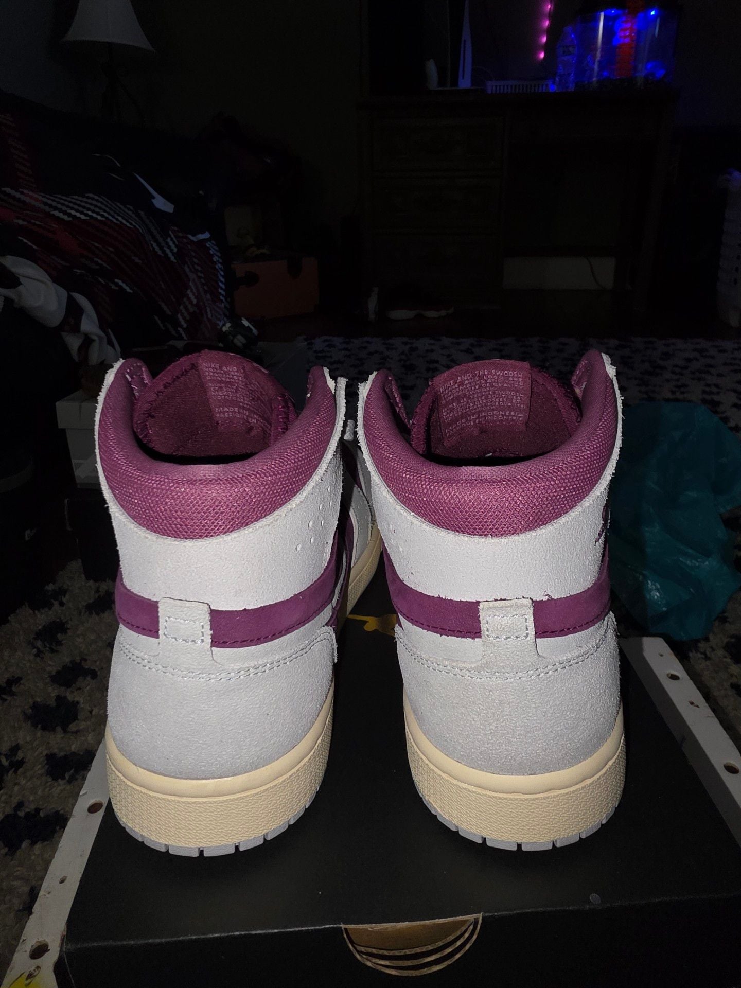 Nike Air Jordan 1 Zoom CMFT 2 Bordeaux Size 8 5