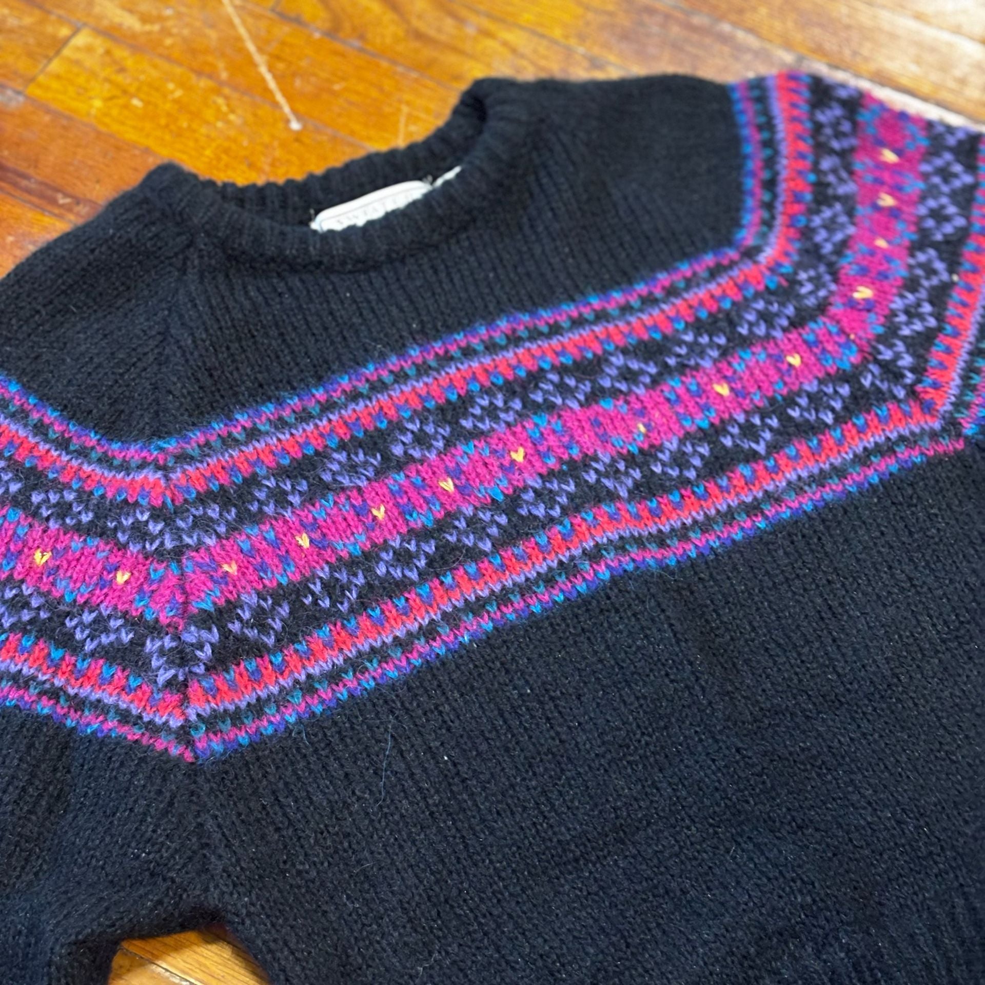Vintage Sweater Teas Fair Isle Sweater Black Size M Wool Blend 3