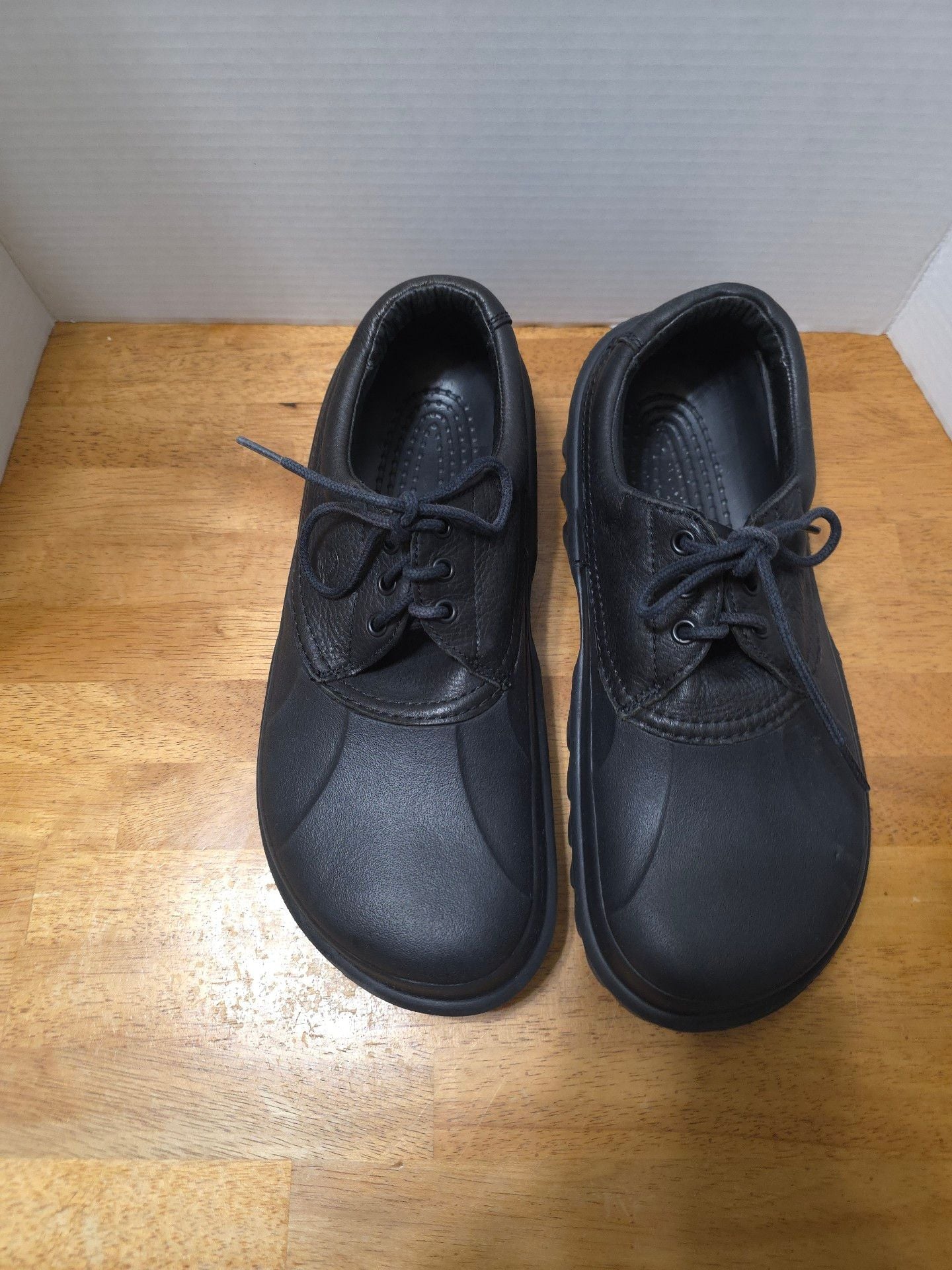 Crocs Axle Low Black Leather Shoes 4