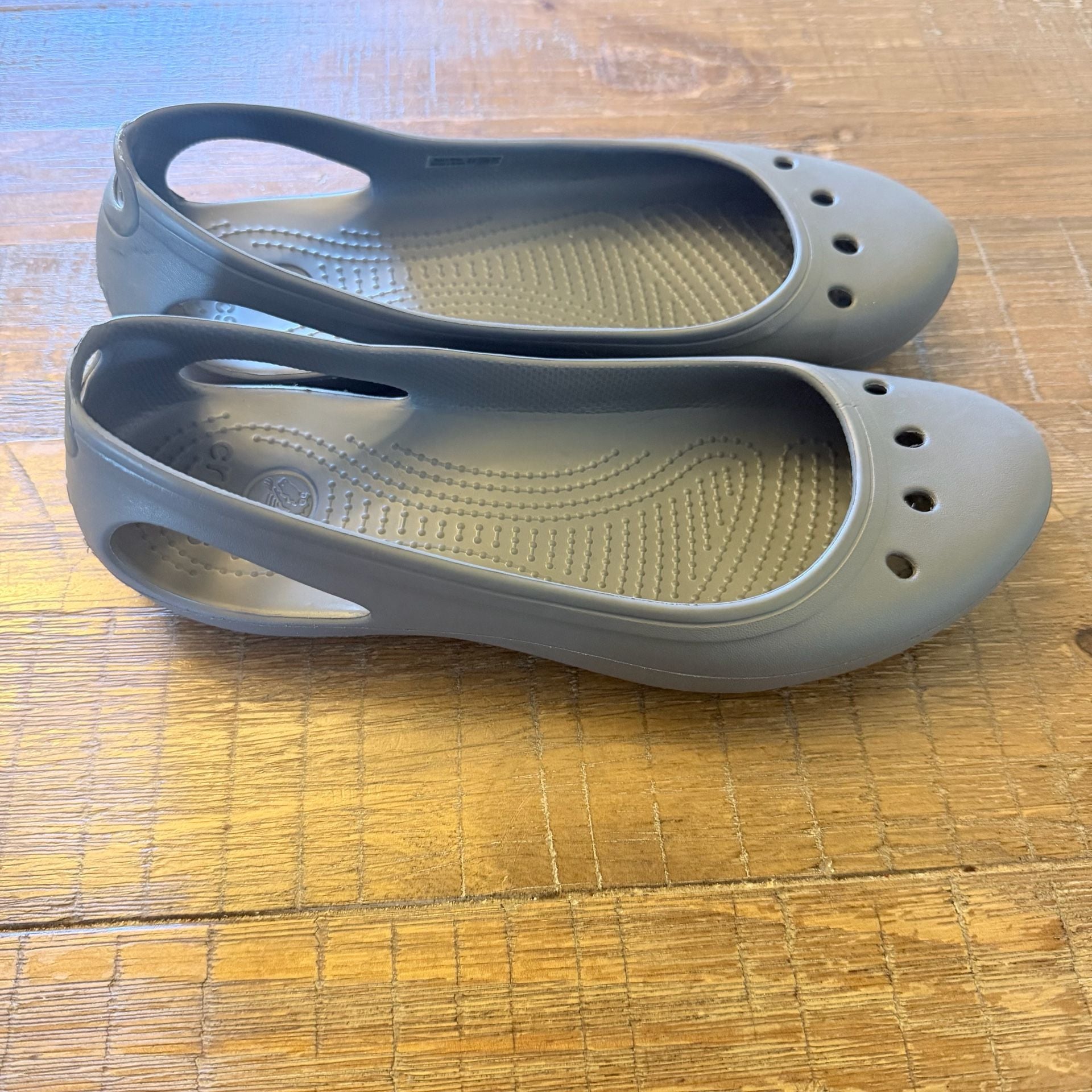 Crocs Kadee Ballet Flat Size 10 Gray 3