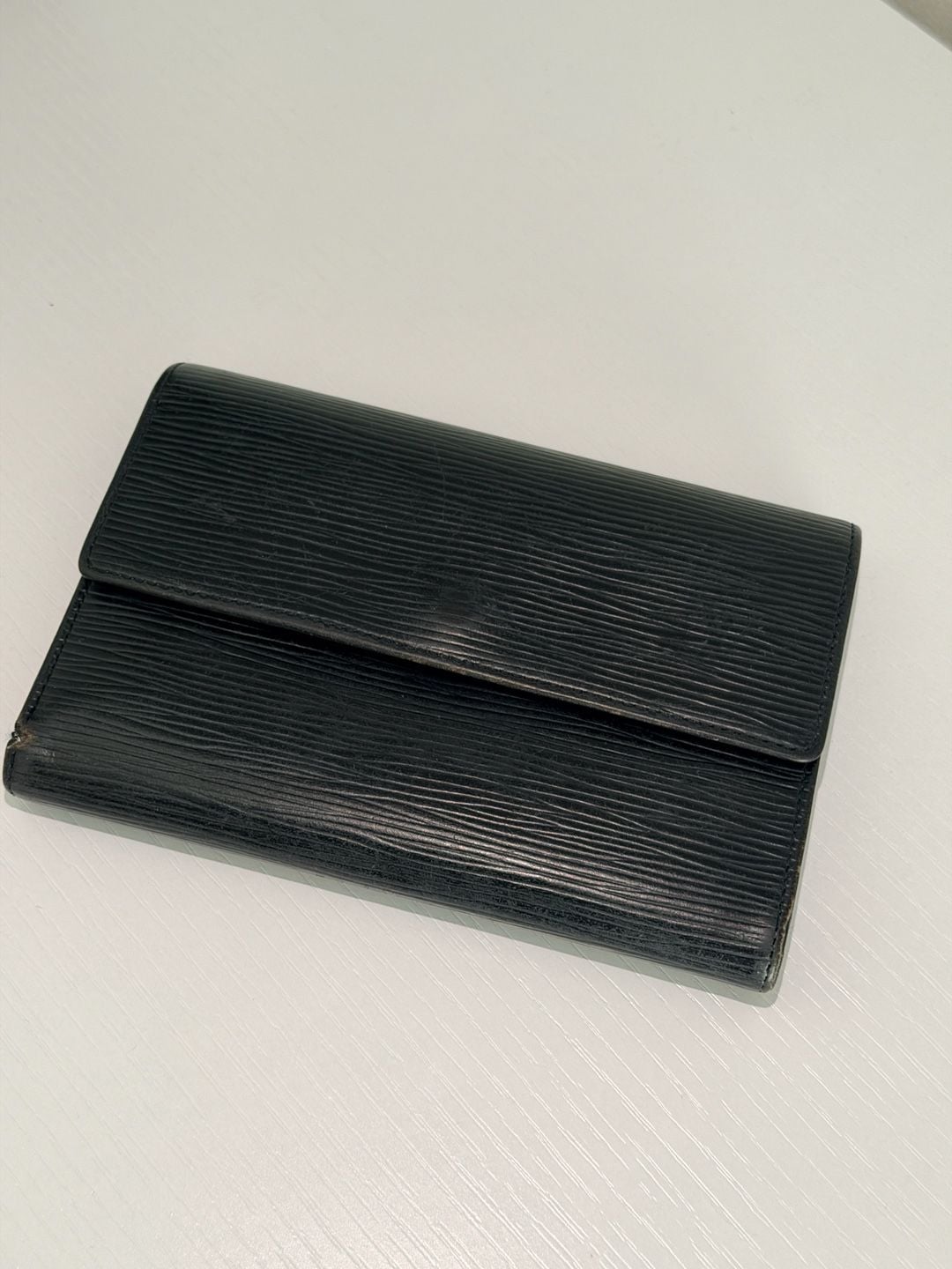 Louis Vuitton Epi Leather Black International Wallet 3