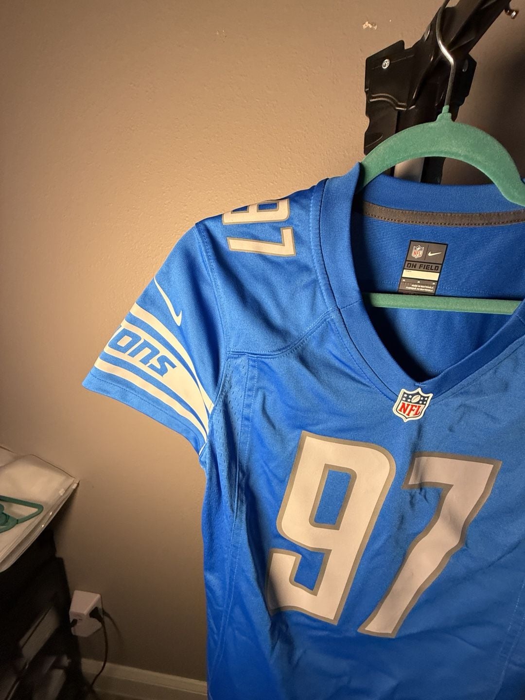 Nike NFL Detroit Lions 97 Jersey Size M 6