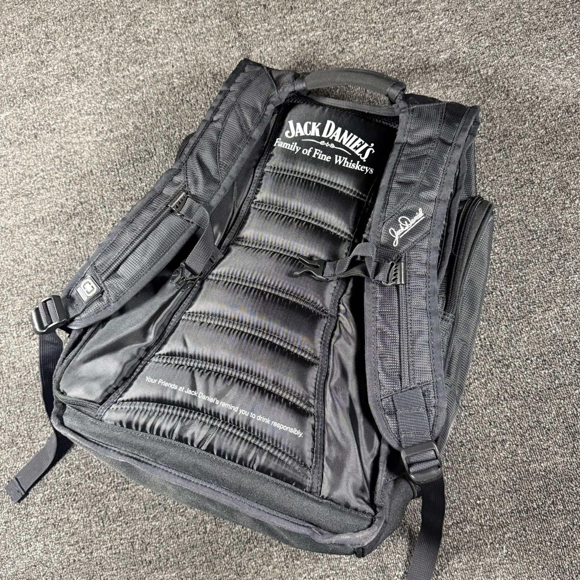 Jack Daniel's Backpack/ Hat/ Glasses 3
