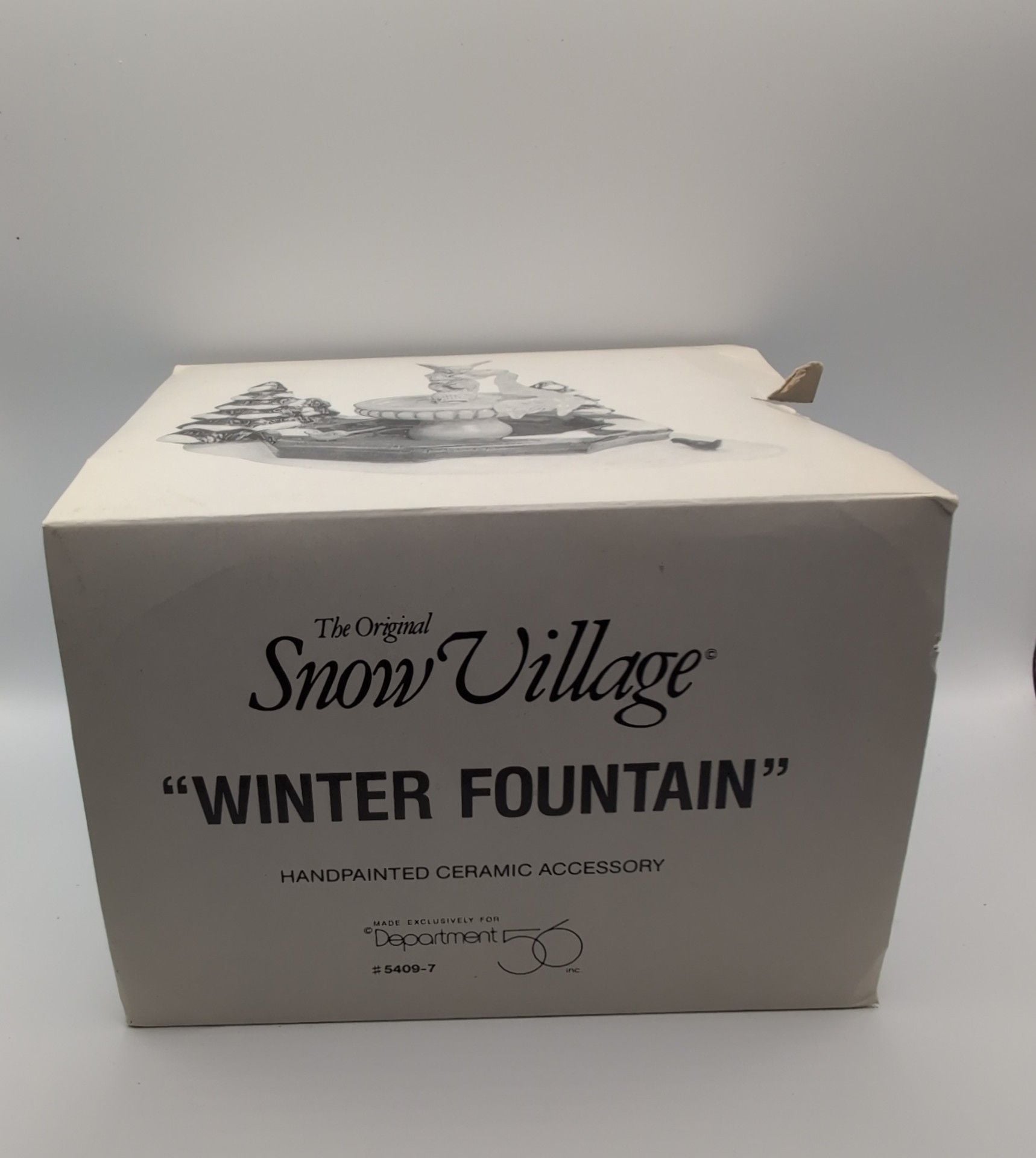 Department 56 Snow Village Winter Fountain Handpainted Ceramic Accessory 3