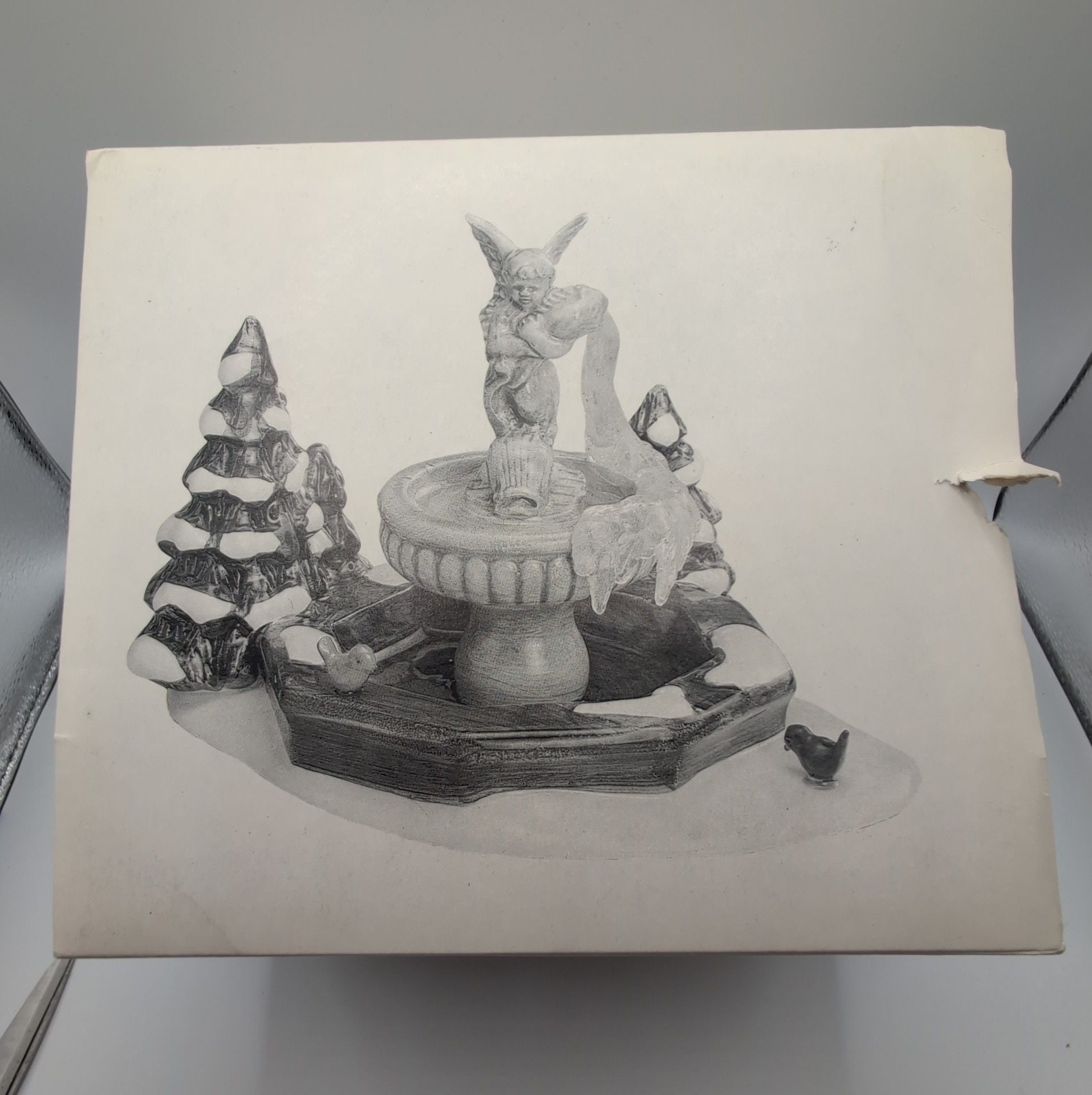 Department 56 Snow Village Winter Fountain Handpainted Ceramic Accessory 2