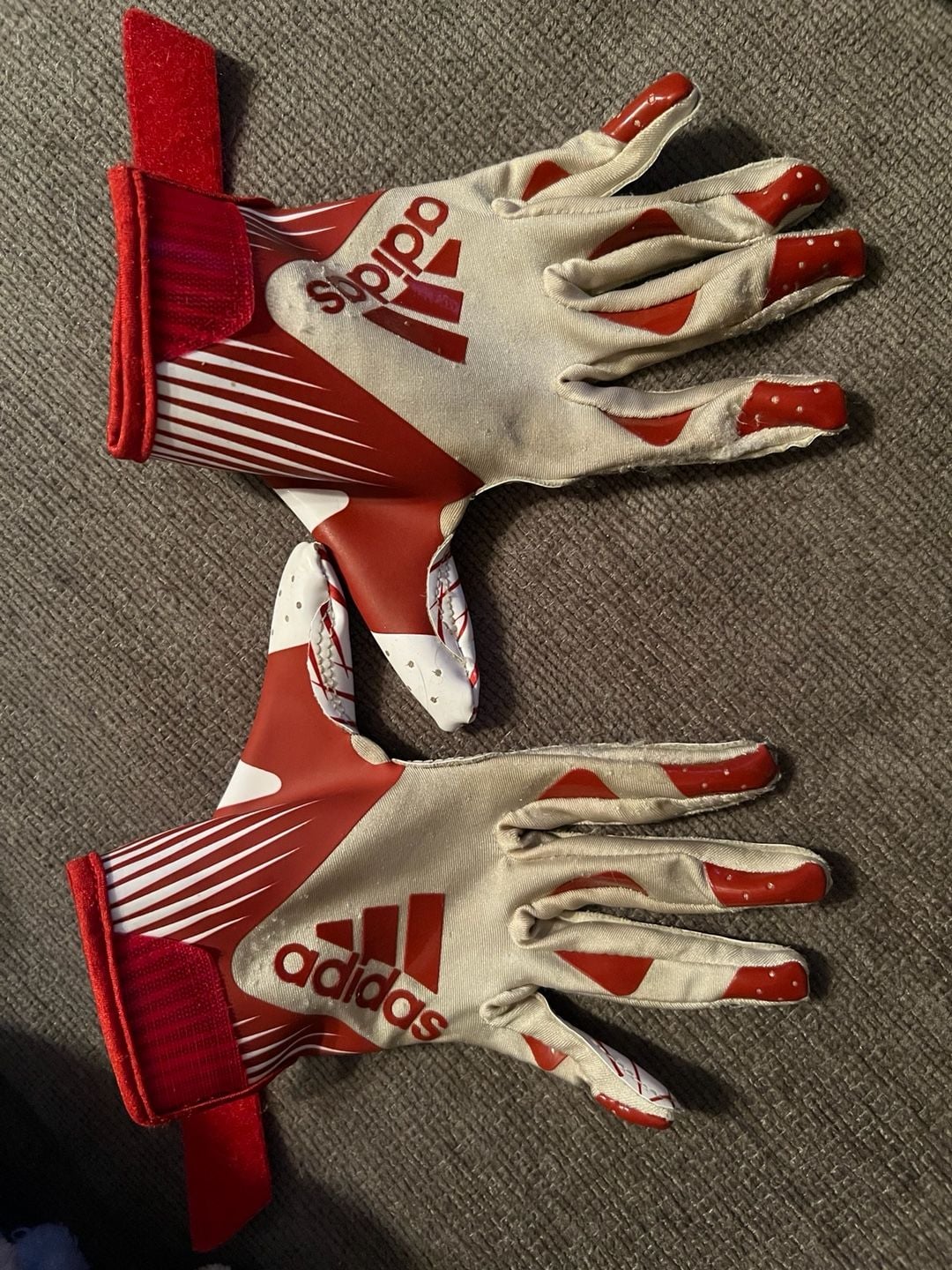 adidas Youth Filthy Quick 4.0 Receiver Football Gloves 1