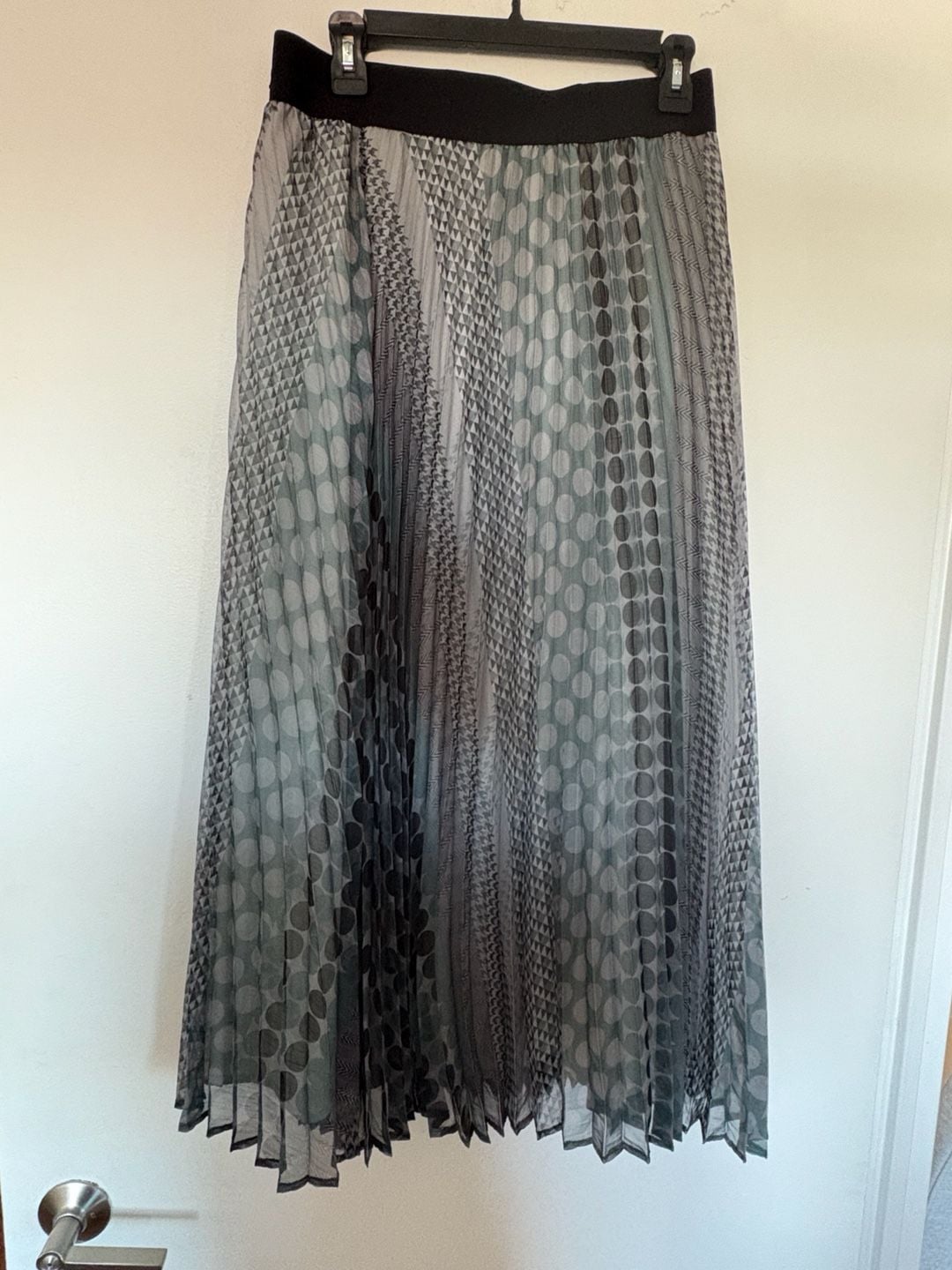 Pleated Midi Skirt Geometric Polka Dot Green Gray Black 5