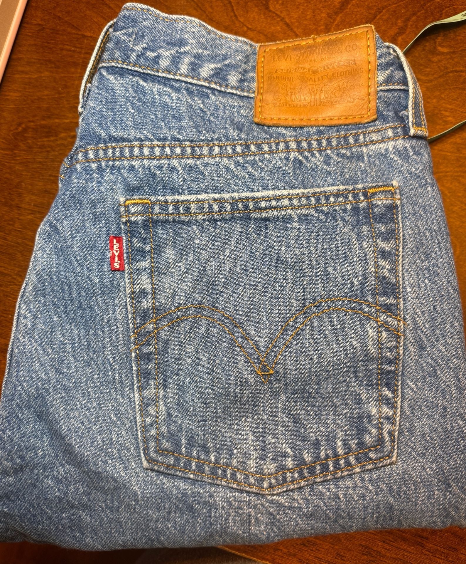 Levi’s Premium Wedgie Straight Jeans Women’s 28x27 High Rise Distressed Blue 4