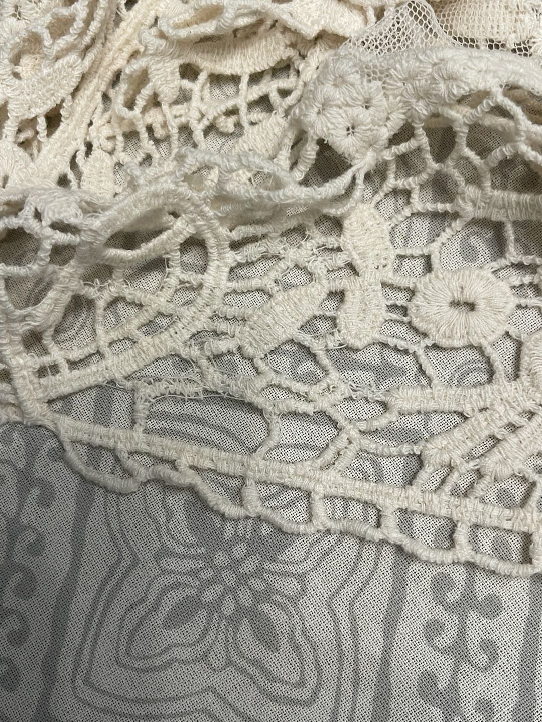Vivid Importers of NY Crochet Lace Boho V-Neck Short Sleeve Tunic Top Medium 5