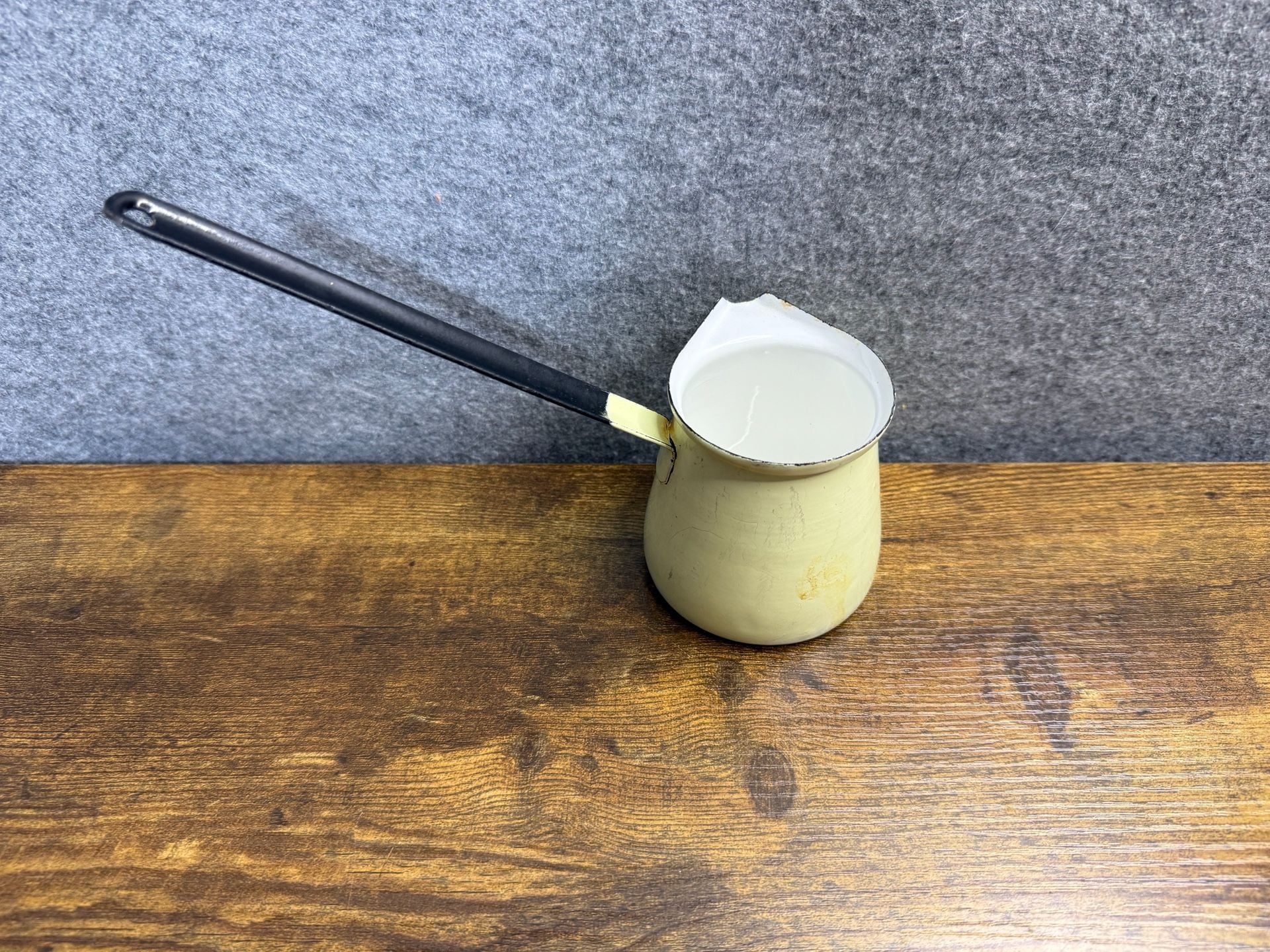 Vintage EMO Celje Enamel Coffee Pot Size 5 Yellow 5