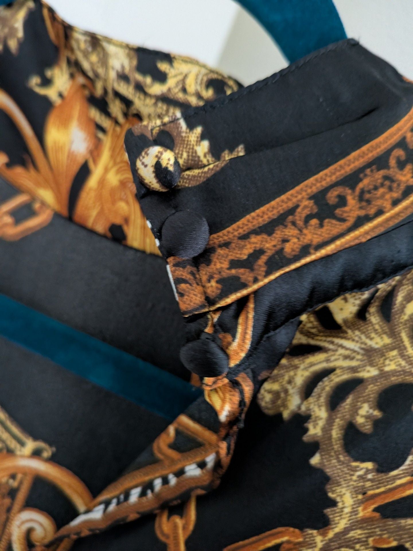 GUESS Chain Print Knot Hem Crop Blouse Black Gold 5
