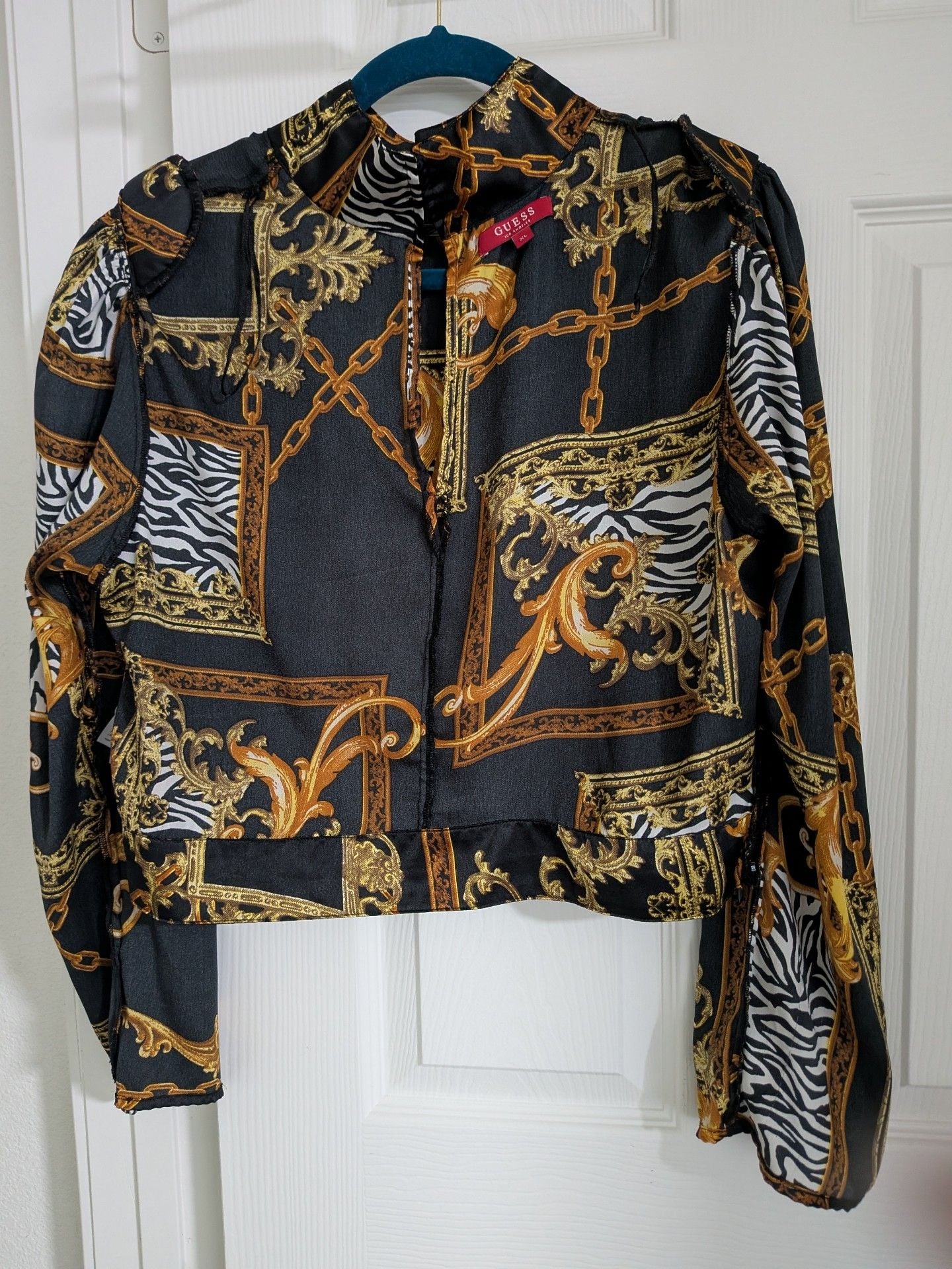 GUESS Chain Print Knot Hem Crop Blouse Black Gold 11