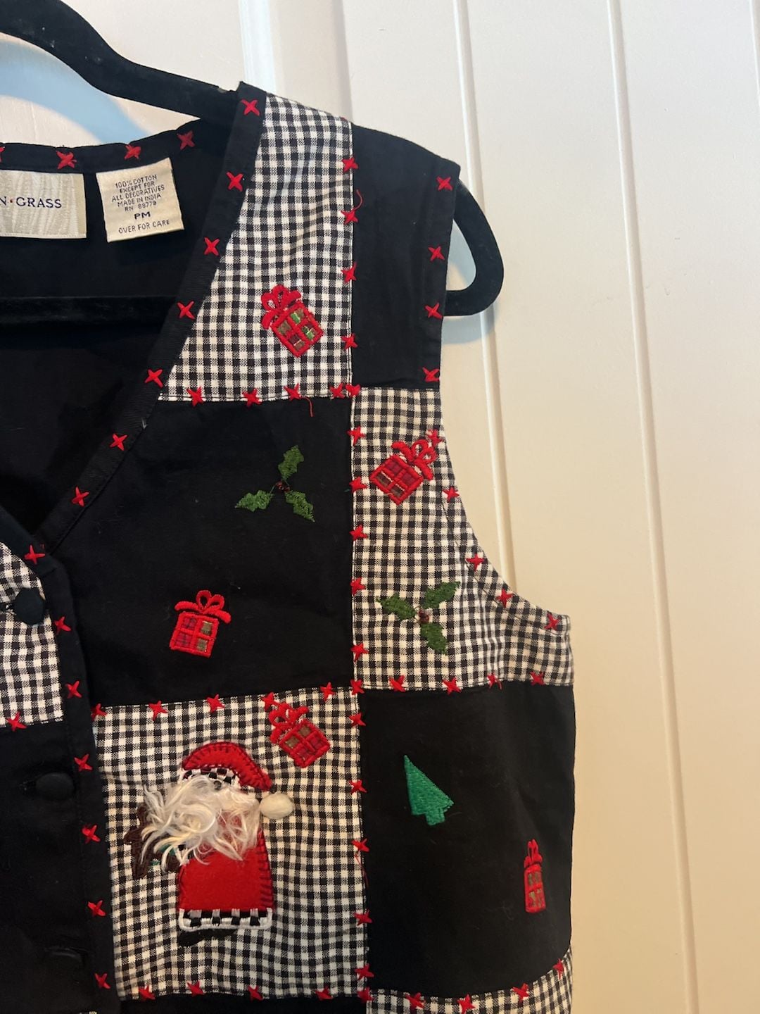 Lemon Grass Christmas Vest Size PM Black Gingham Santa Patch 8