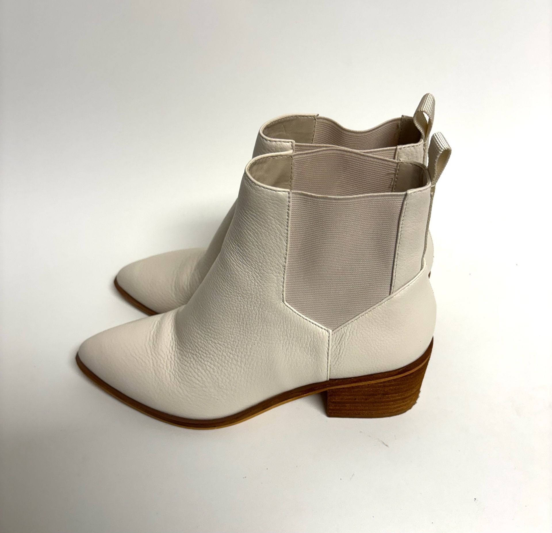Chinese Laundry Filip Booties Size 8.5 Ivory Leather Pointed Toe 3