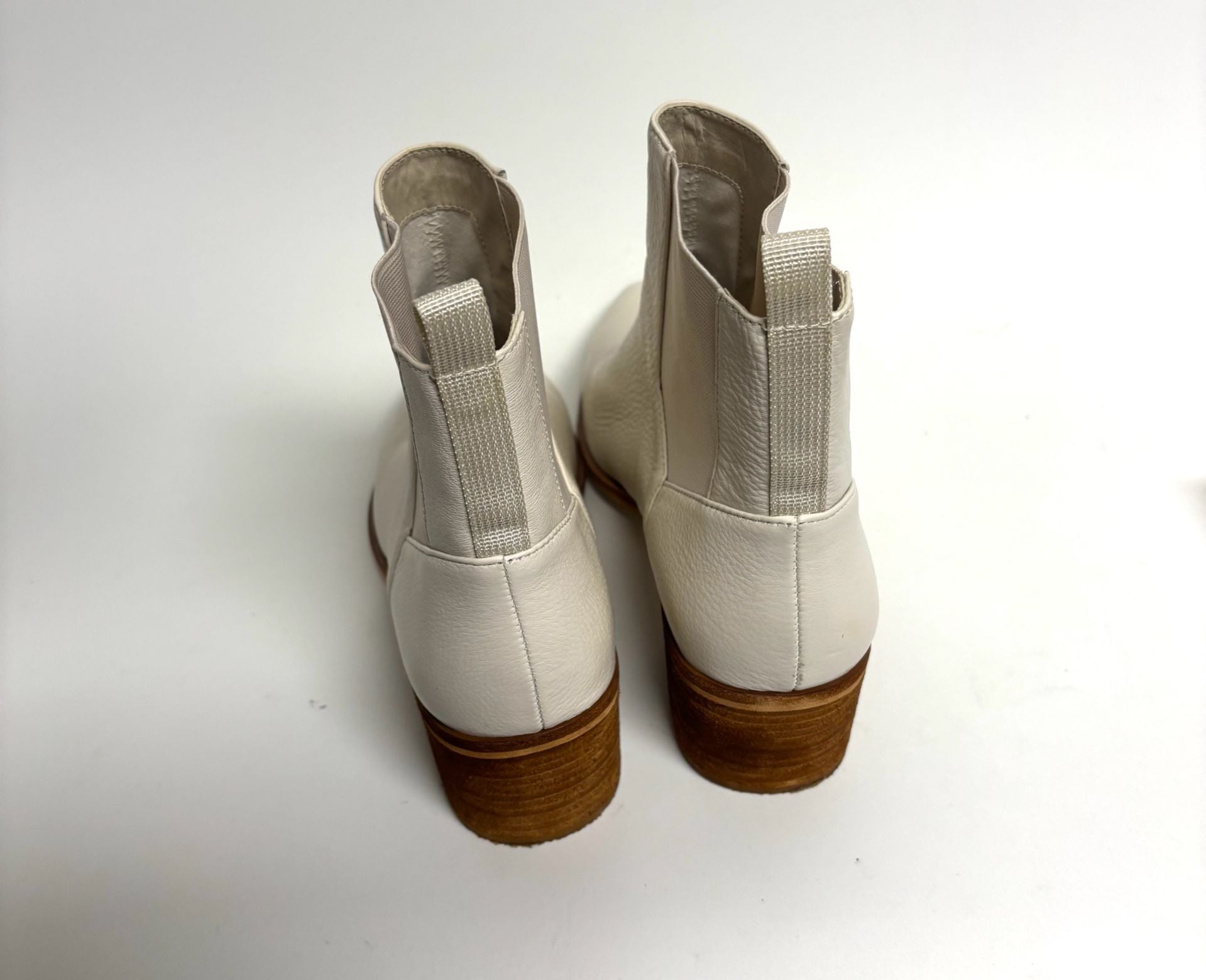 Chinese Laundry Filip Booties Size 8.5 Ivory Leather Pointed Toe 4