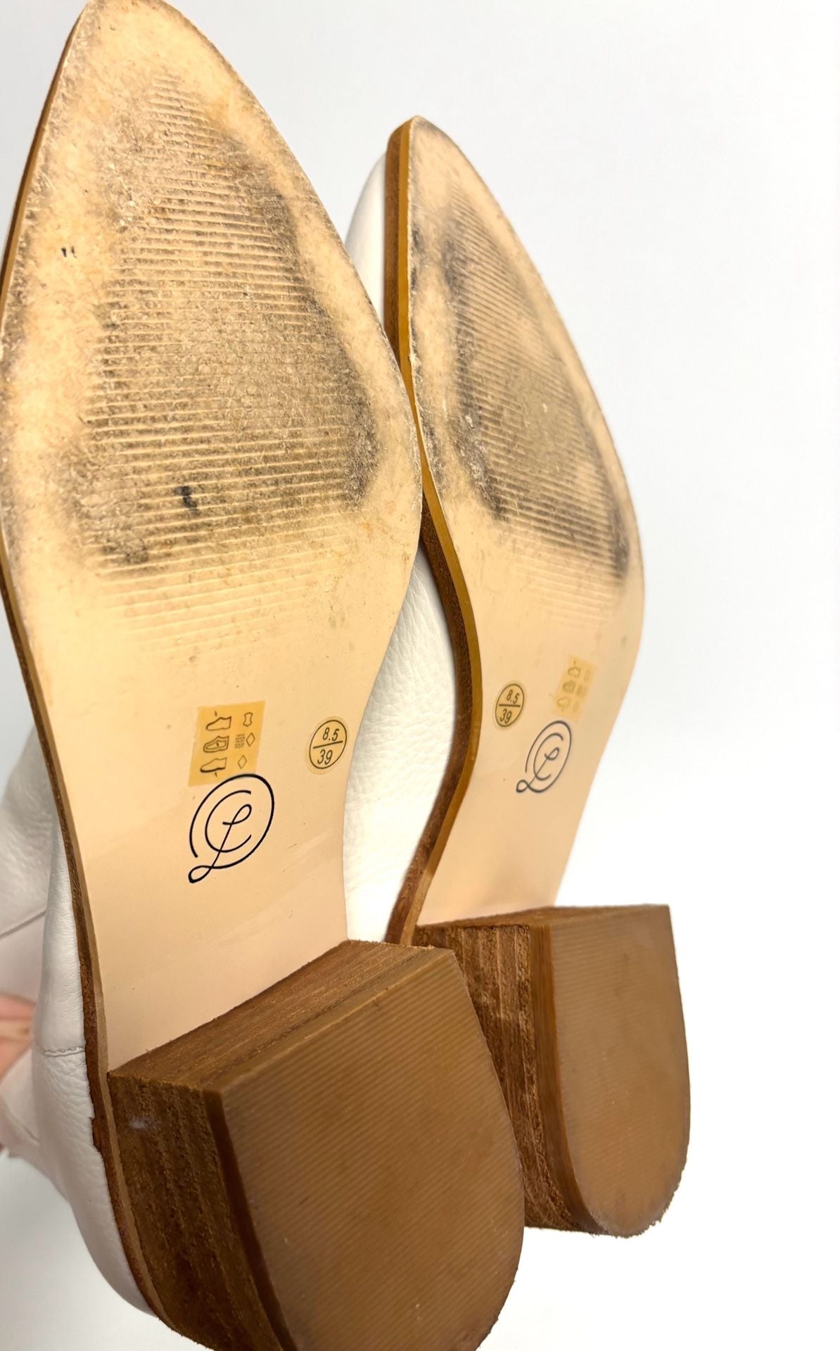 Chinese Laundry Filip Booties Size 8.5 Ivory Leather Pointed Toe 6
